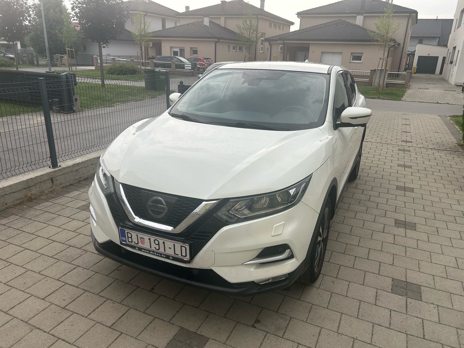 Nissan Qashqai 1,5 dCi N-Conecta, fotografija 14