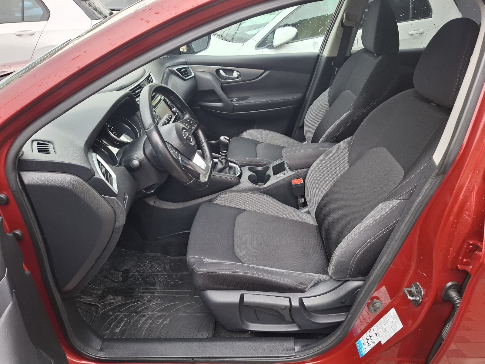 Nissan Qashqai 1,5 dCi N-CONECTA TOP STANJE USLUŽNA PRODAJA, fotografija 10