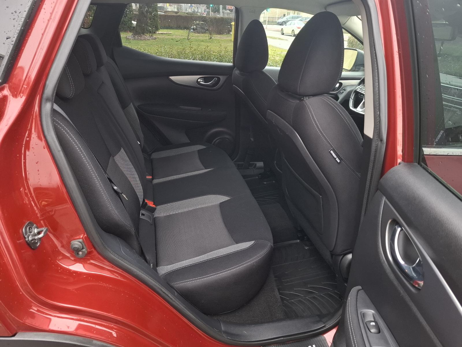 Nissan Qashqai 1,5 dCi N-CONECTA TOP STANJE USLUŽNA PRODAJA, fotografija 12