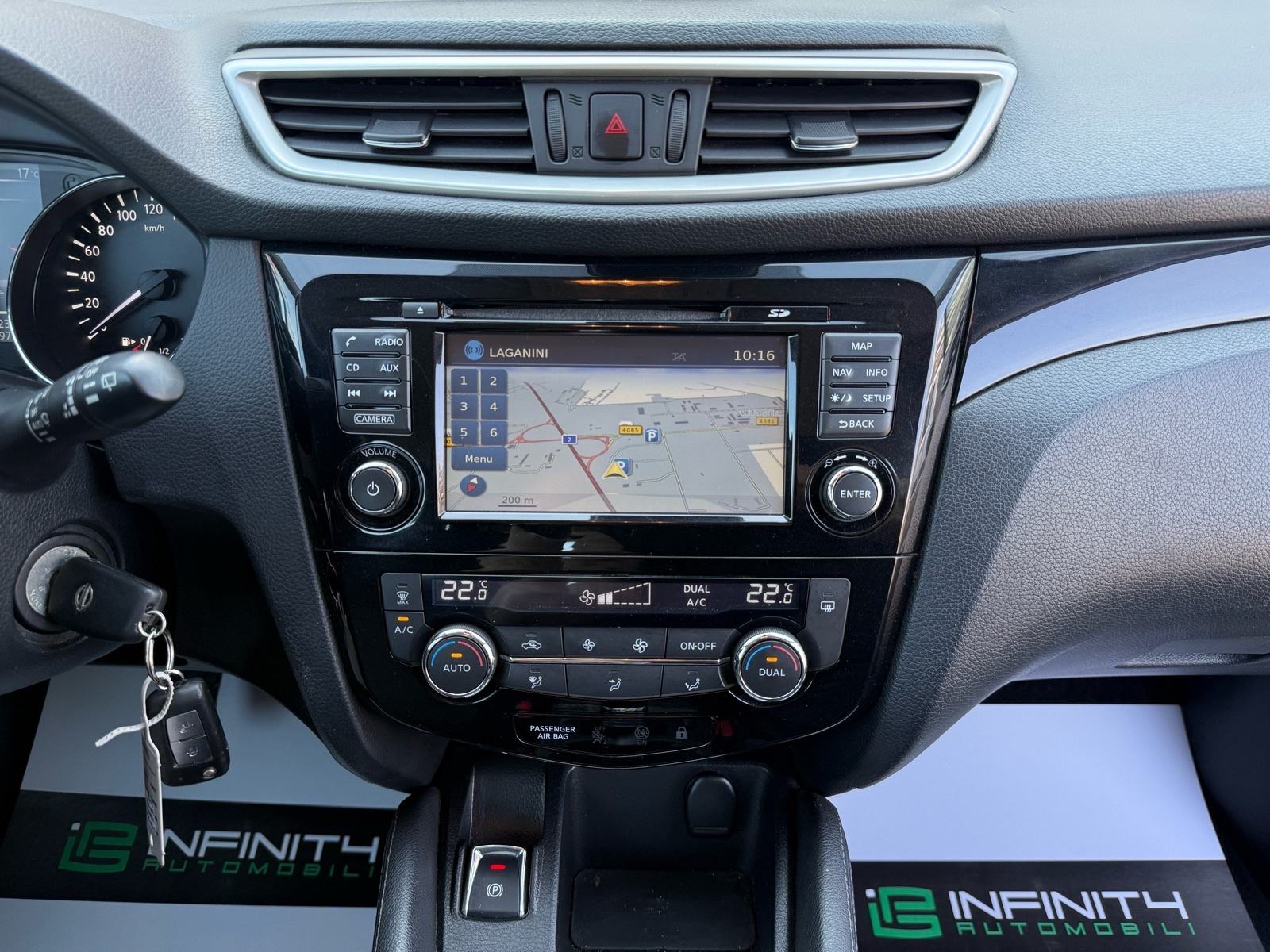 Nissan Qashqai 1,5 dCi NAVI, AUT.DVOZ.KLIMA, KAM, PDC, ALU, LED, KUKA, fotografija 15