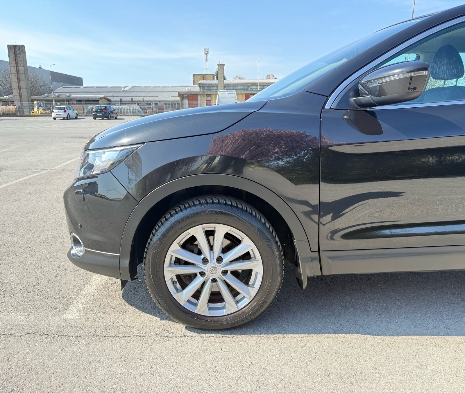 Nissan Qashqai 1,5 dCi NAVI, AUT.DVOZ.KLIMA, KAM, PDC, ALU, LED, KUKA, fotografija 4