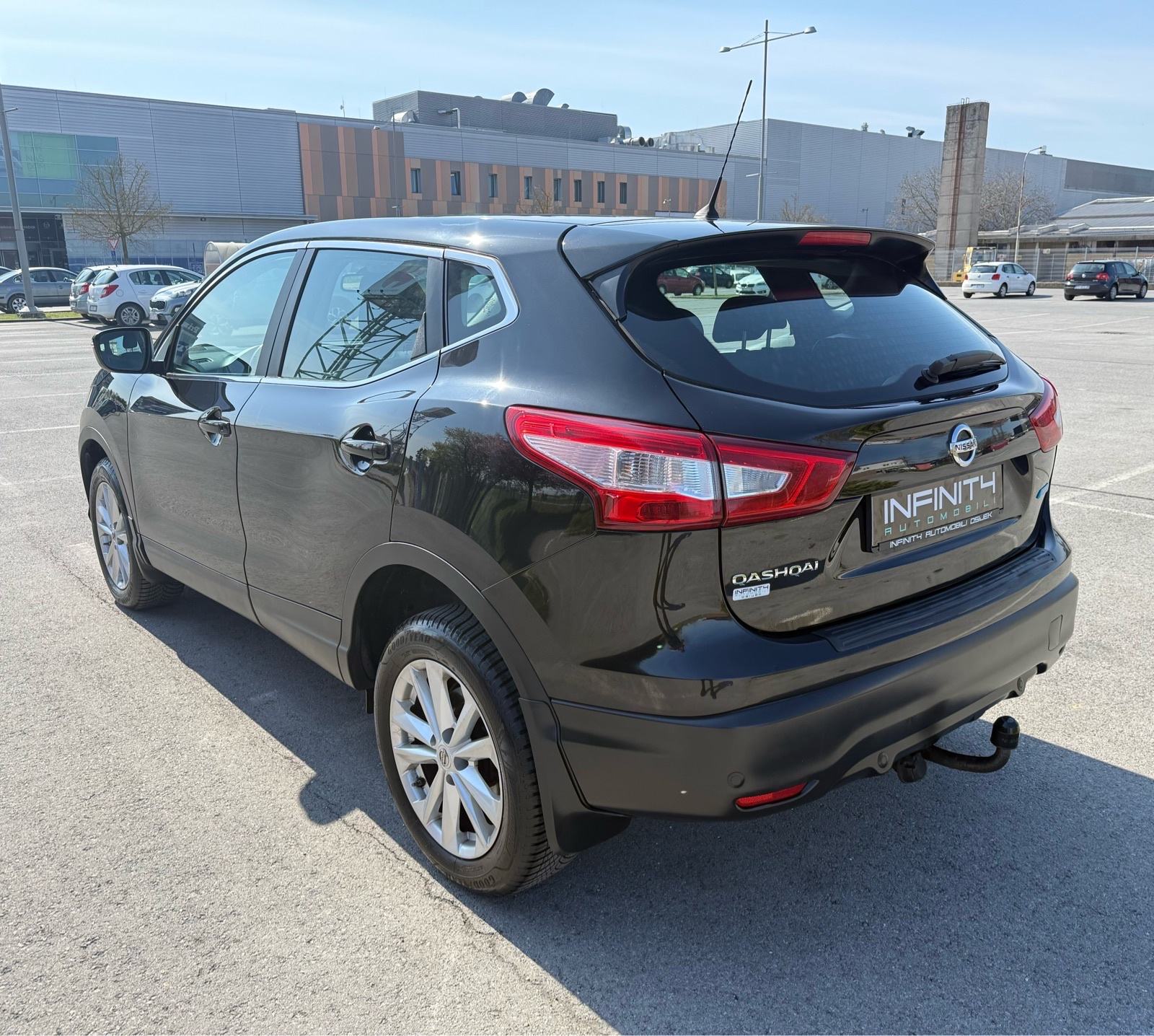 Nissan Qashqai 1,5 dCi NAVI, AUT.DVOZ.KLIMA, KAM, PDC, ALU, LED, KUKA, fotografija 6