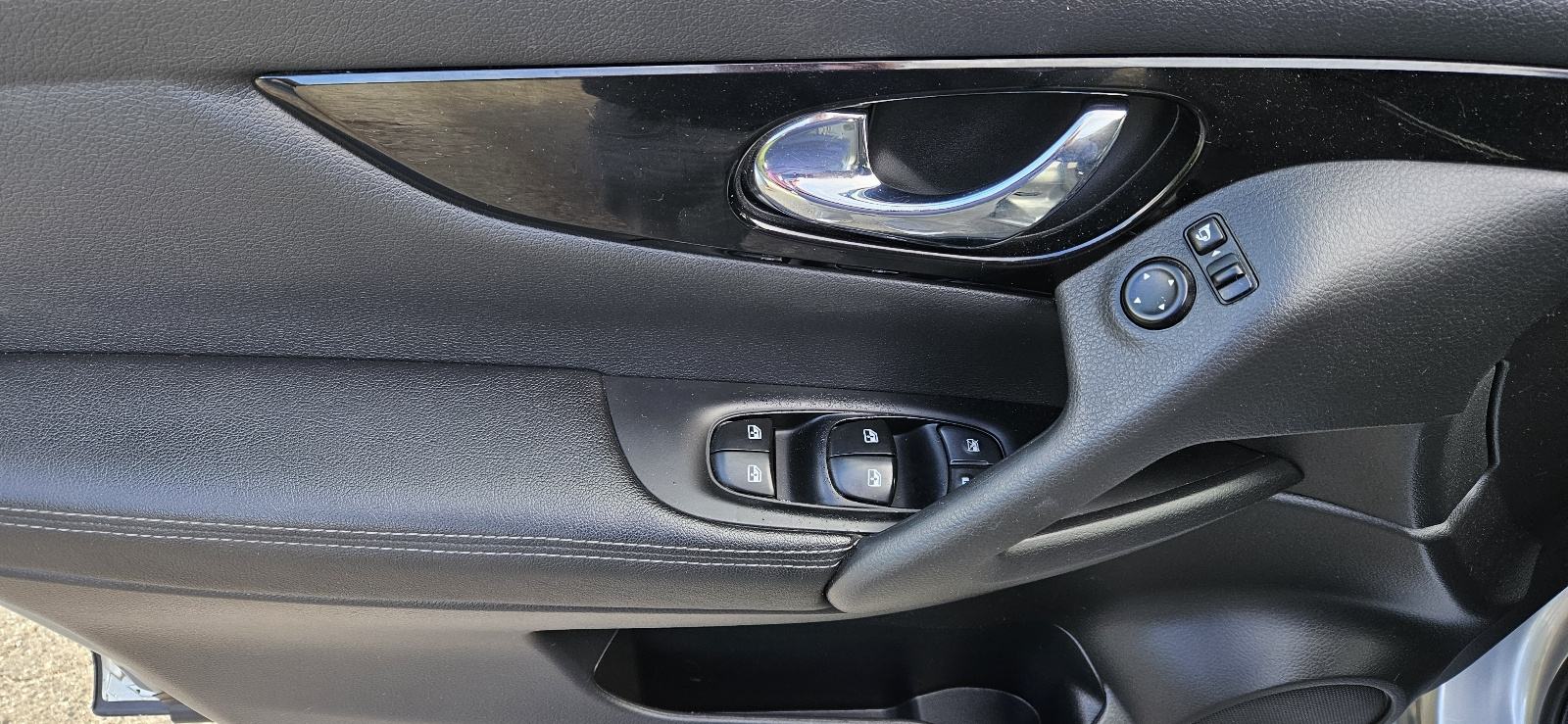 Nissan Qashqai 1,5 dCi navi kamera tempomat, fotografija 9