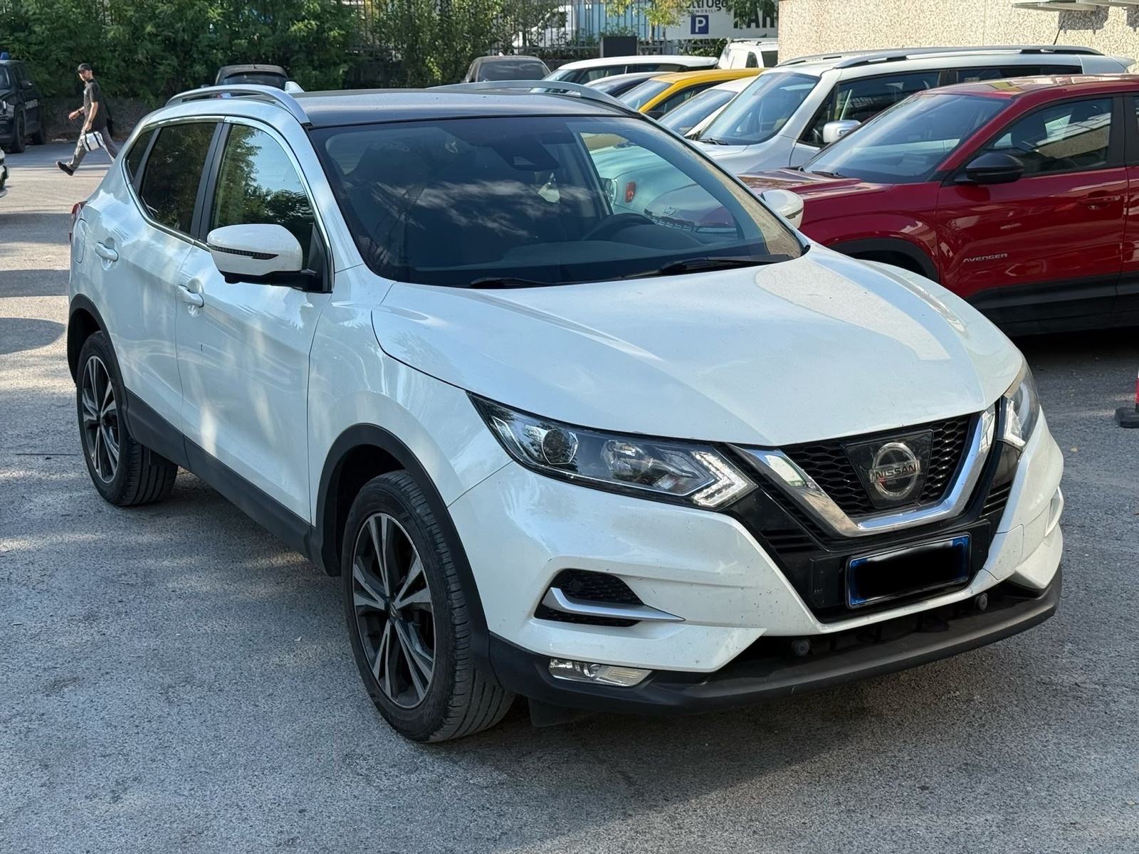 Nissan Qashqai 1,5 dCi TEKNA/PANORAMSKI KROV/NAVIGACIJA, fotografija 3