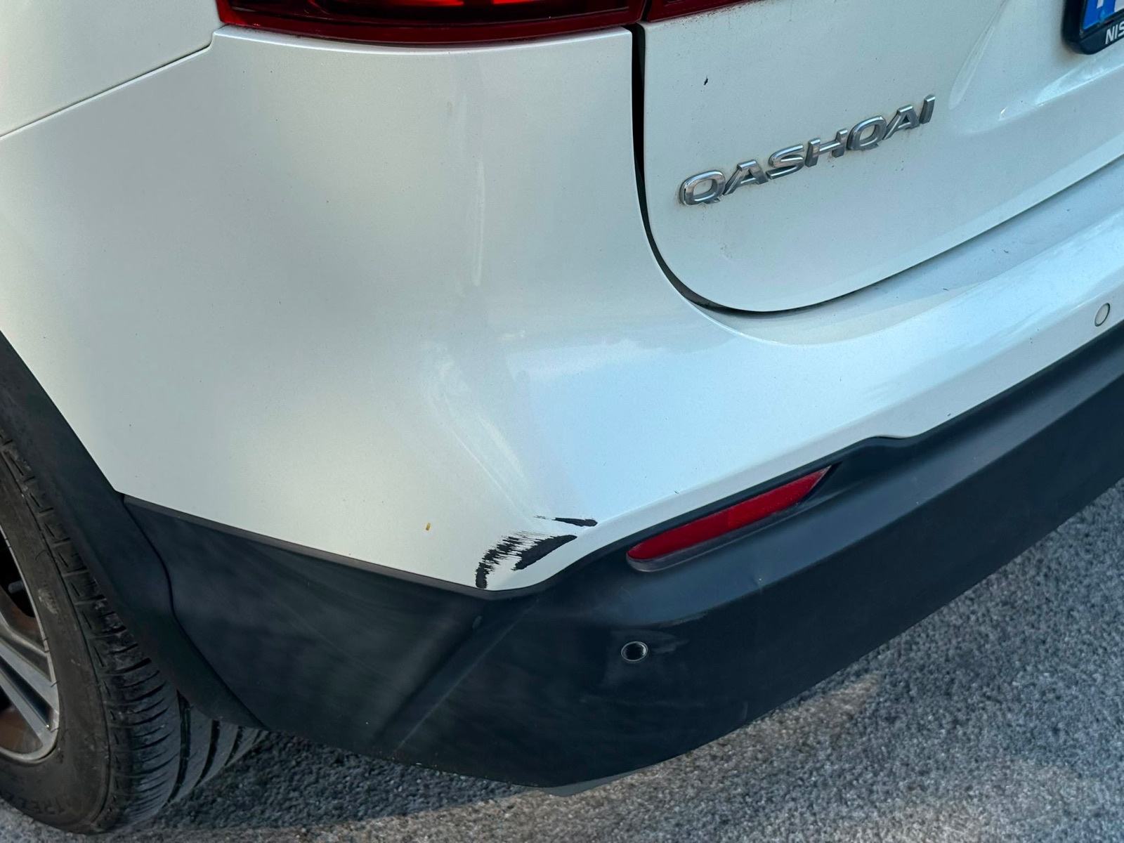 Nissan Qashqai 1,5 dCi TEKNA/PANORAMSKI KROV/NAVIGACIJA, fotografija 16
