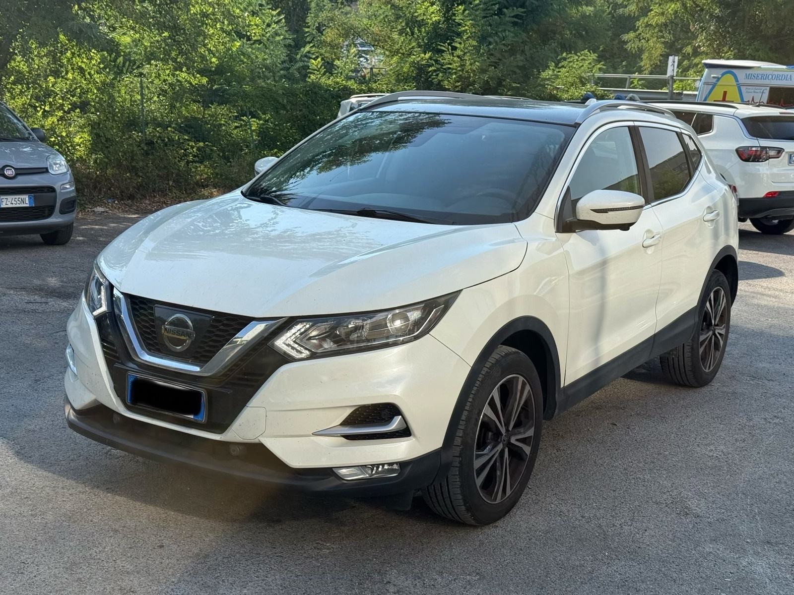 Nissan Qashqai 1,5 dCi TEKNA/PANORAMSKI KROV/NAVIGACIJA, fotografija 2