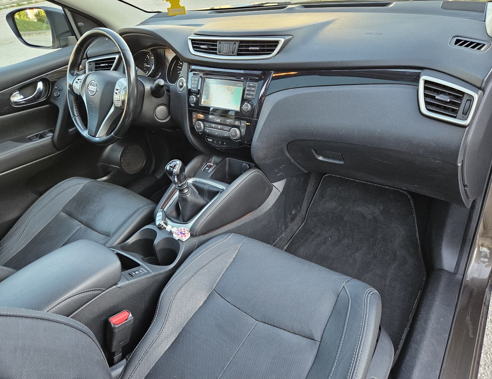 NISSAN QASHQAI 1,5 DCI • REG.12/2026. • FULL OPREMA TEKNA • ODLIČAN, fotografija 13