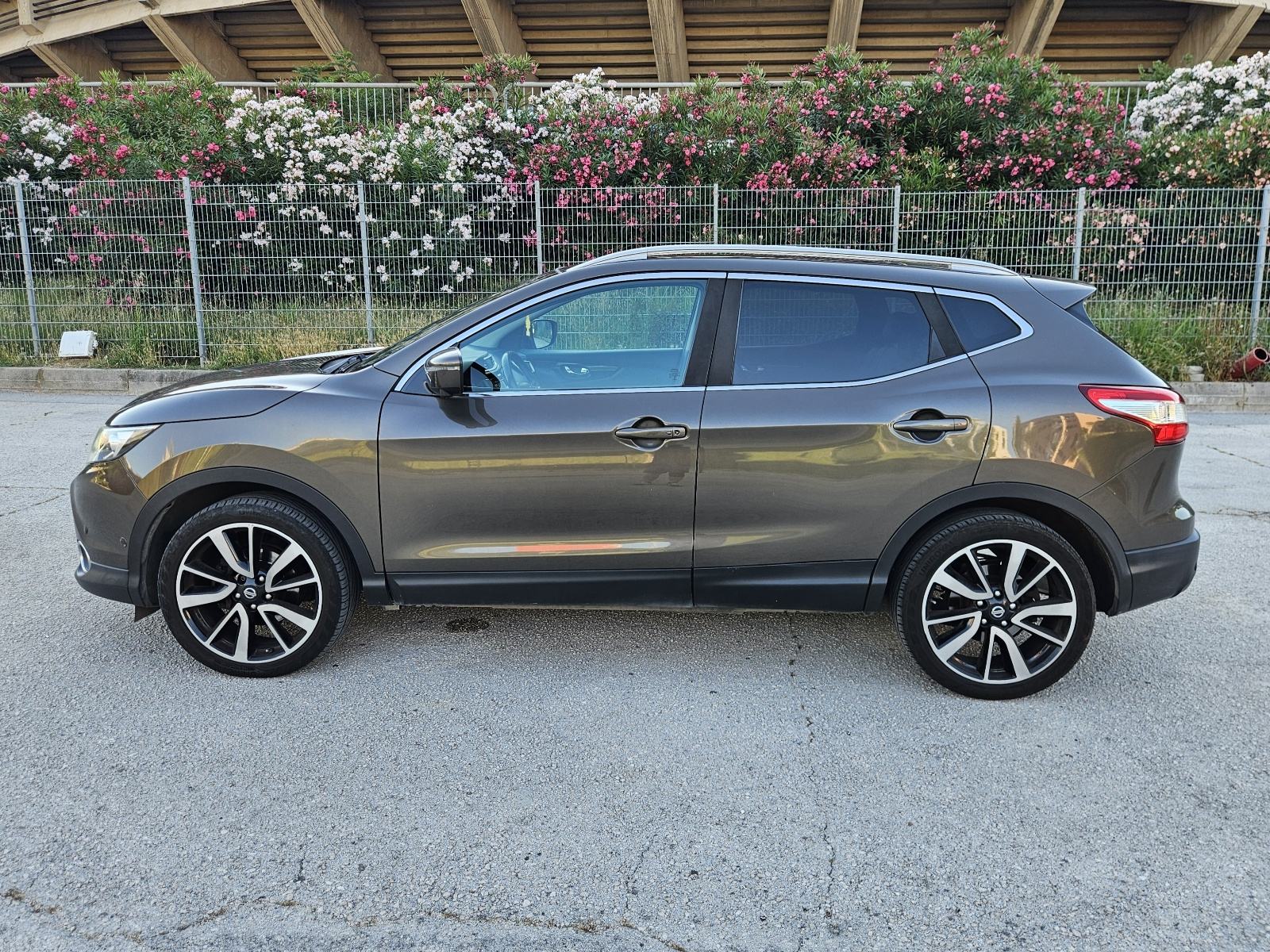 NISSAN QASHQAI 1,5 DCI • REG.12/2026. • FULL OPREMA TEKNA • ODLIČAN, fotografija 11
