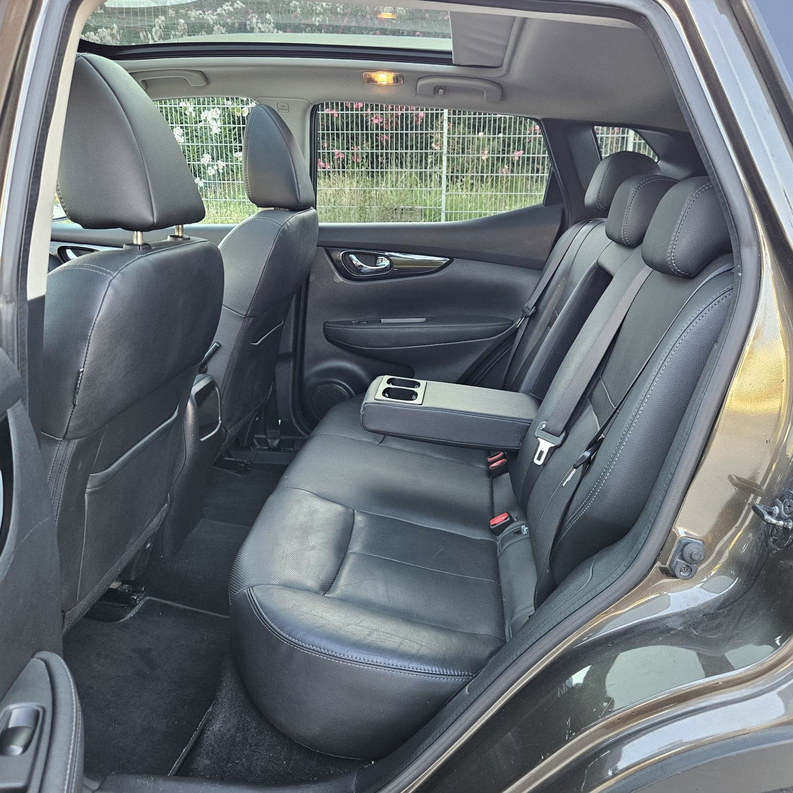 NISSAN QASHQAI 1,5 DCI • REG.12/2026. • FULL OPREMA TEKNA • ODLIČAN, fotografija 16