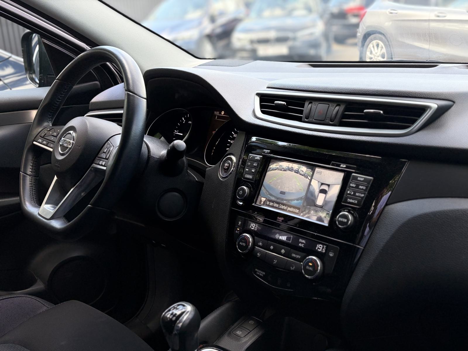 Nissan Qashqai 1,5 dCi *Servisna knjiga* *Top stanje* *Jamstvo*, fotografija 19