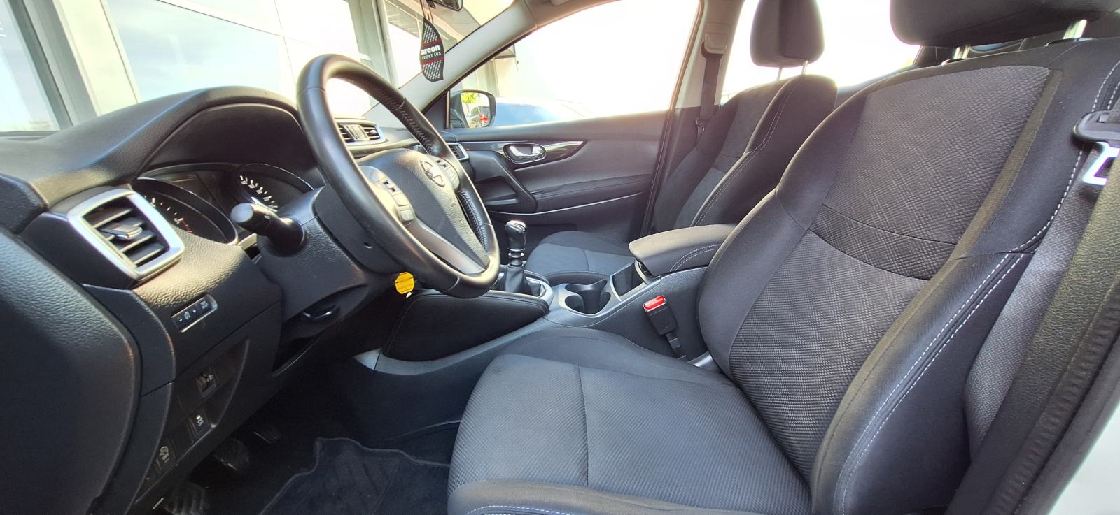 Nissan Qashqai 1,5 dCi, 6 BRZINA, LED, AUT. KLIMA, TEMO, 2XPDC, ALU..., fotografija 13