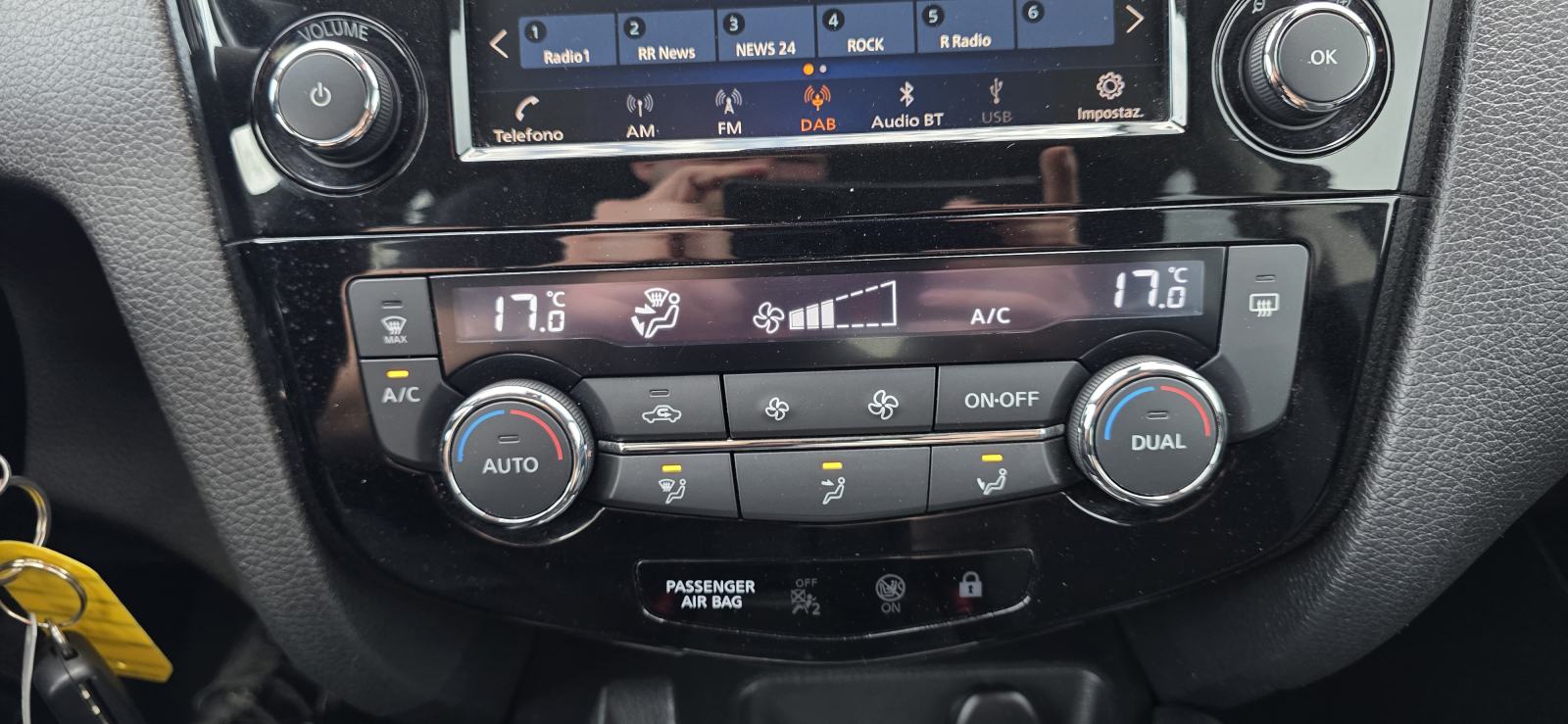 Nissan Qashqai 1,5 dCi,, AUT. BI-XENON, AUT. KLIMA, NAVI, TEMP, KAM..., fotografija 18