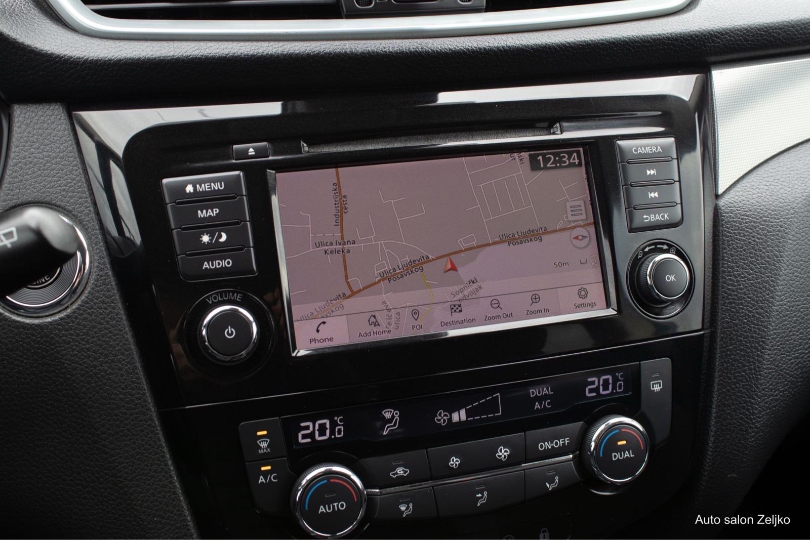 Nissan Qashqai 1,5 dCi panorama | led | navigacija, fotografija 14