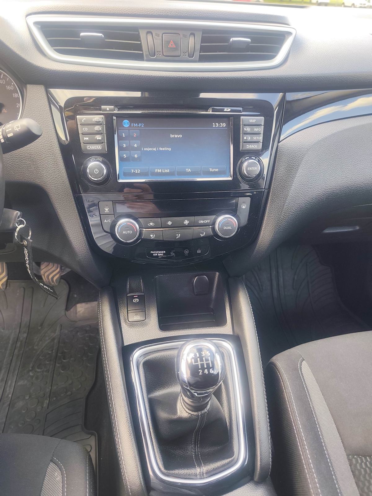 Nissan Qashqai 1,5 dCi- N Connecta ,+4 zimske gume, reg. 03/27, fotografija 5