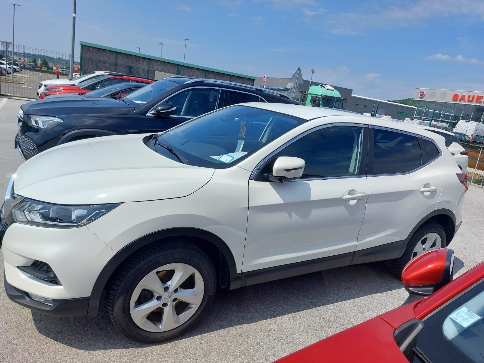Nissan Qashqai 1,5 dCi -xenon, fotografija 3