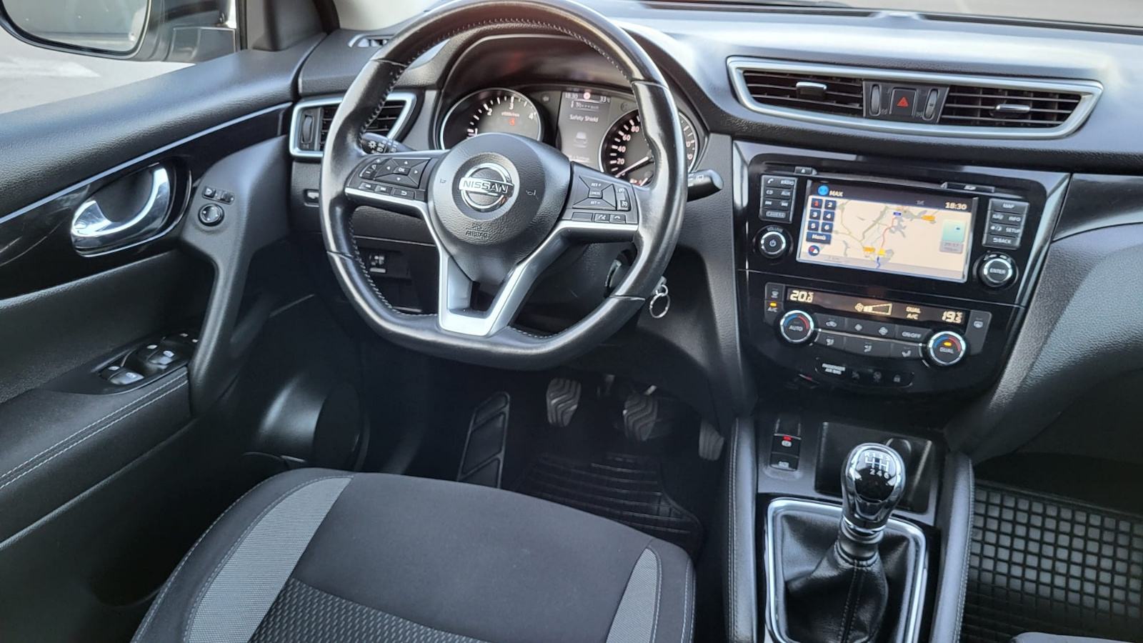 Nissan Qashqai 1,5 dCi REDIZAJN, NAVI, 121TKM.SERVISNA,REG.G.DANA, fotografija 15
