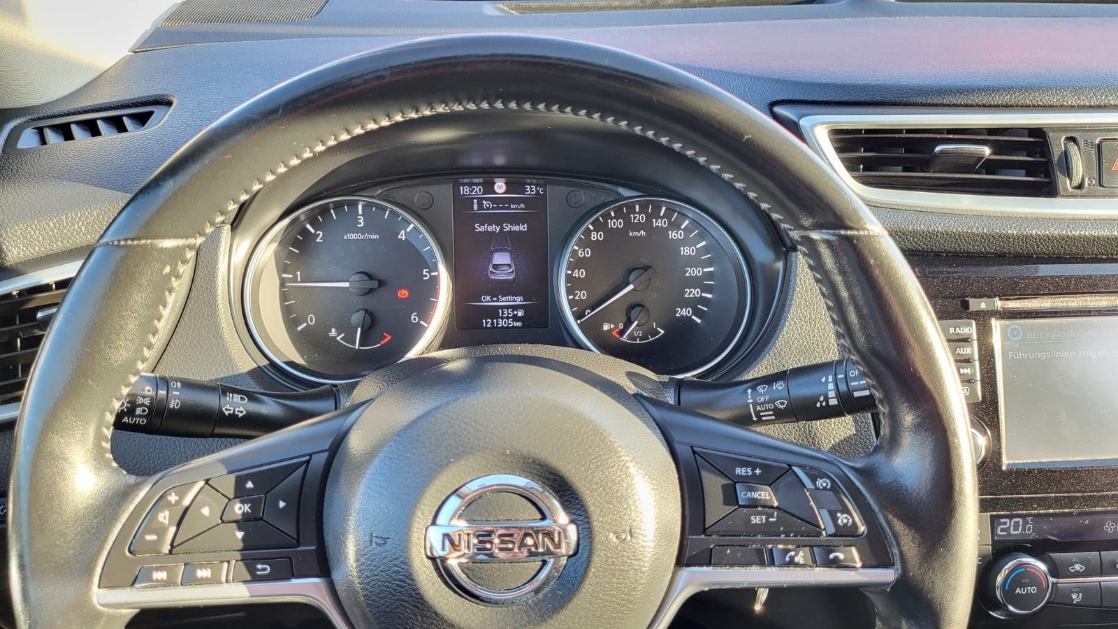 Nissan Qashqai 1,5 dCi REDIZAJN, NAVI, 121TKM.SERVISNA,REG.G.DANA, fotografija 14