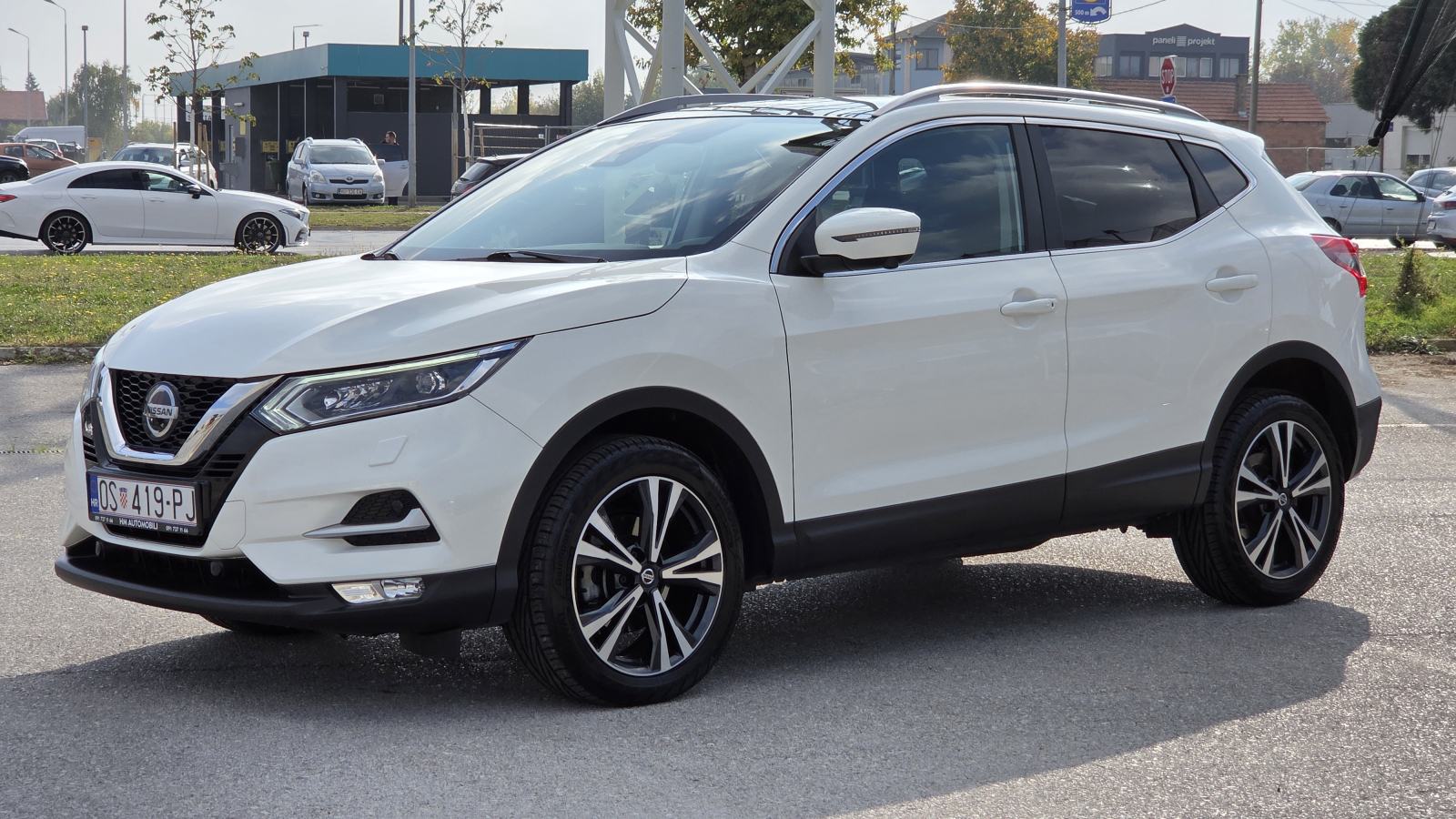 Nissan Qashqai 1,5 dCi*TEKNA AUTOM125 TKM XENON NAVI KAMERA 360 PANOR, fotografija 3
