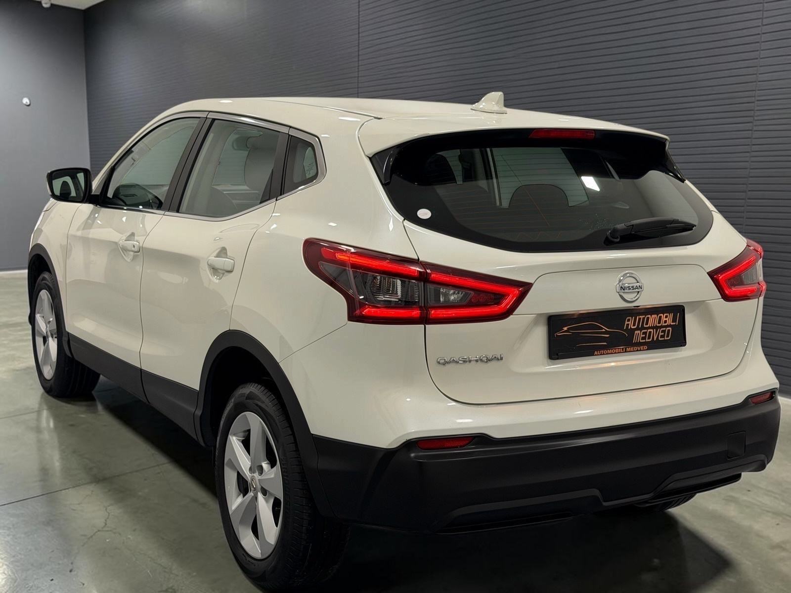 NISSAN QASHQAI 1.5 dCi,85 KW,LED,NAVIGACIJA,KAMERA,JAMSTVO, 244€/MJ!, fotografija 4