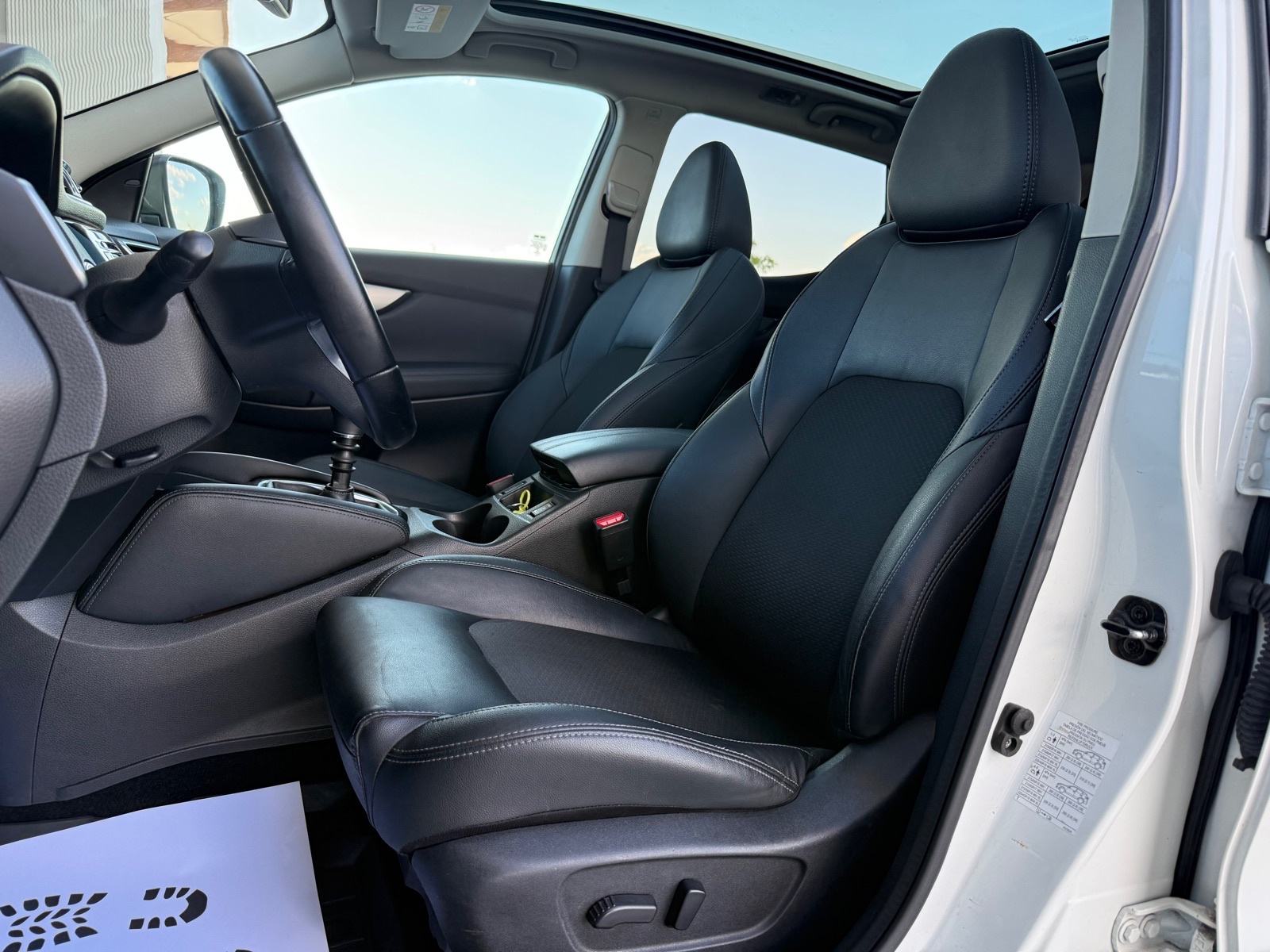 Nissan Qashqai 1,5 dCi TEKNA,PANO,360KAM,KEYLESS,SERVISNA,JAMSTVO, fotografija 10
