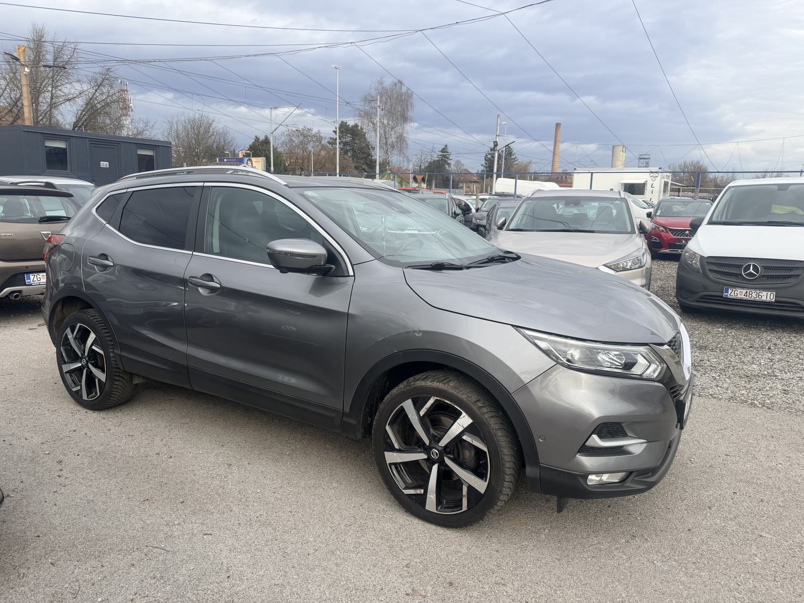 Nissan Qashqai 1,5 dCi TEKNA, fotografija 4