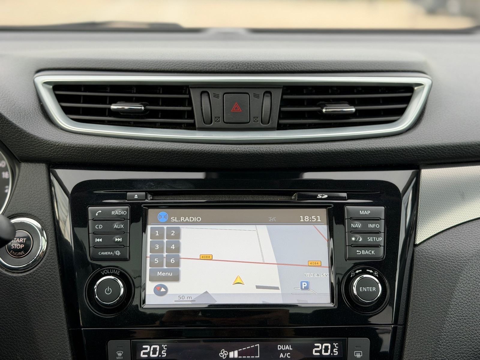 Nissan Qashqai 1,5 dCi N-CONNECTA,360°KAMERA,GR.SJED,SERVISNA,JAMSTVO, fotografija 15