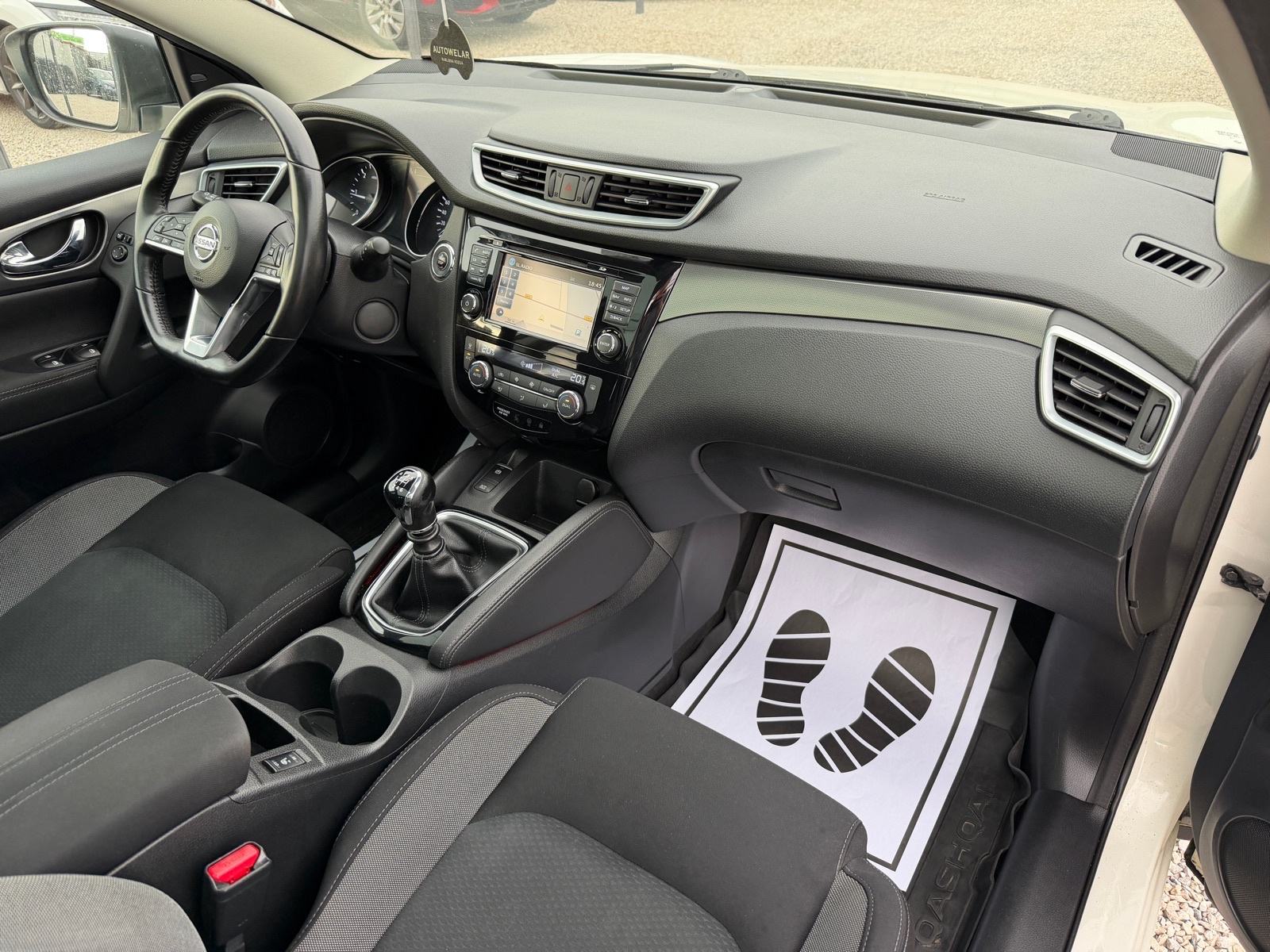 Nissan Qashqai 1,5 dCi N-CONNECTA,360°KAMERA,GR.SJED,SERVISNA,JAMSTVO, fotografija 18