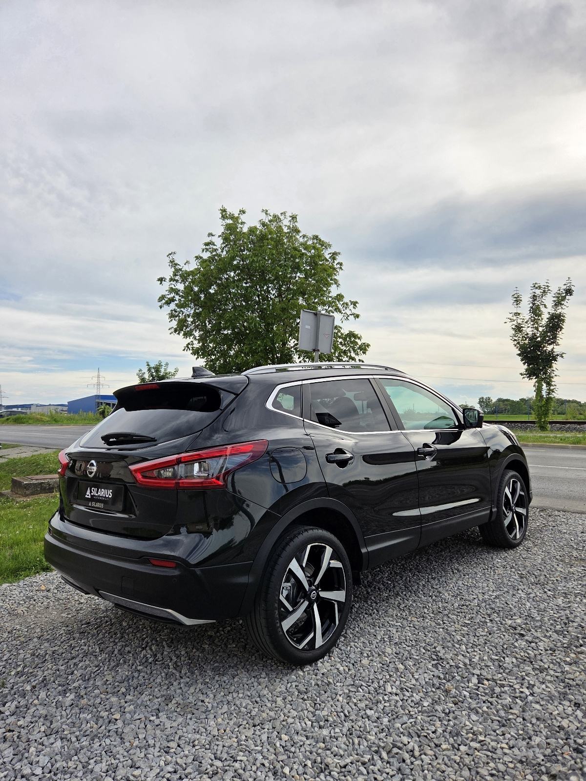 Nissan Qashqai 1.5dCi TEKNA-142TKM-JAMSTVO 12MJ-LED,360,PANO-VEL.SERV., fotografija 6