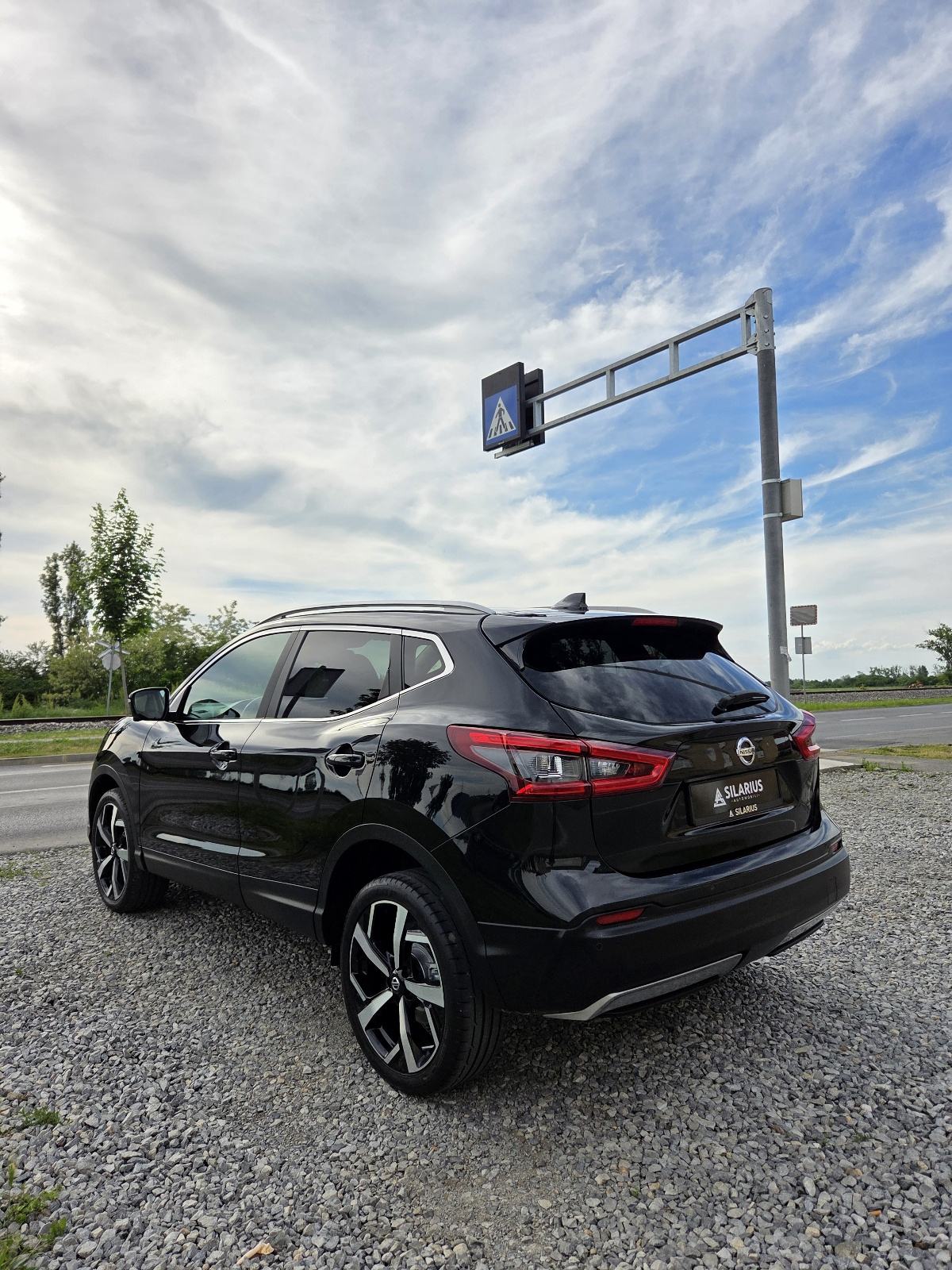 Nissan Qashqai 1.5dCi TEKNA-142TKM-JAMSTVO 12MJ-LED,360,PANO-VEL.SERV., fotografija 8