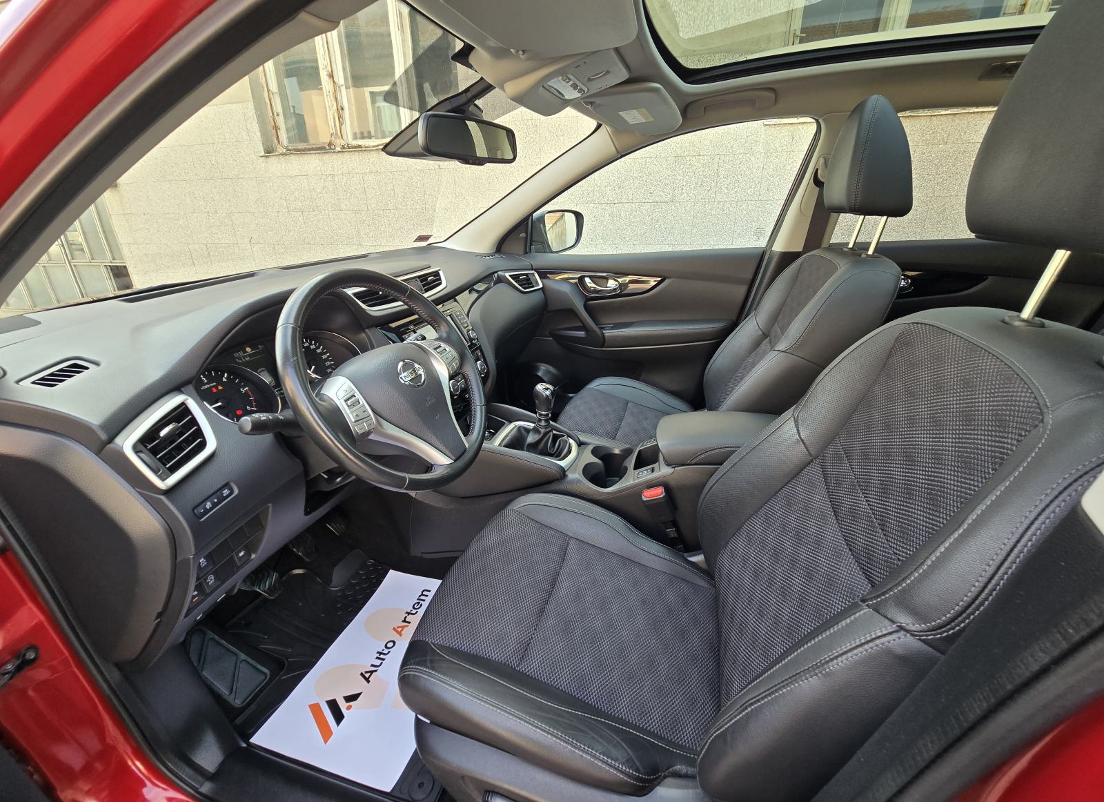 Nissan Qashqai 1.5 dCi TEKNA,LED,KAM.360°,PANO,ALU 19,SERV.KNJ,JAMSTVO, fotografija 13