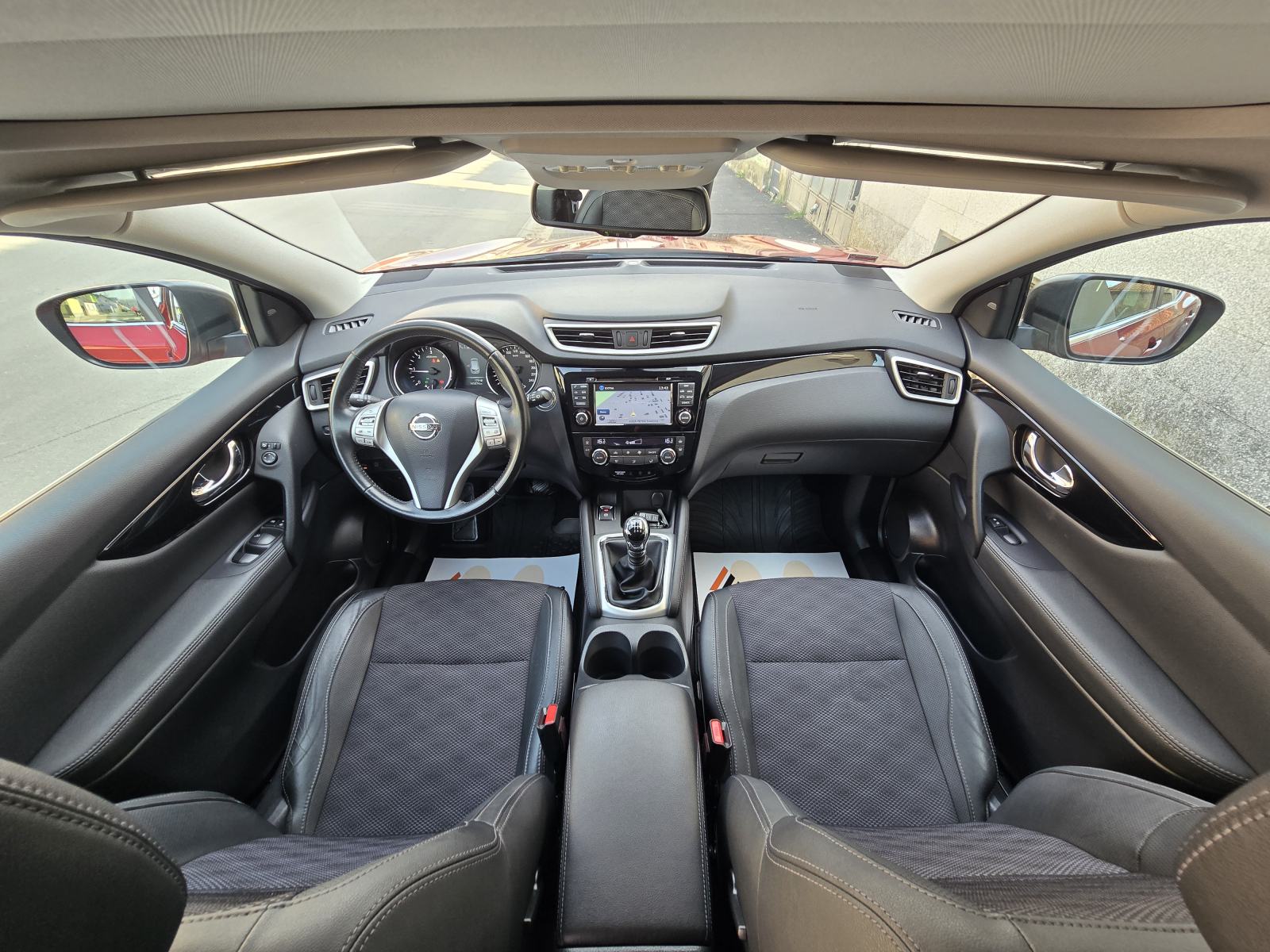 Nissan Qashqai 1.5 dCi TEKNA,LED,KAM.360°,PANO,ALU 19,SERV.KNJ,JAMSTVO, fotografija 15