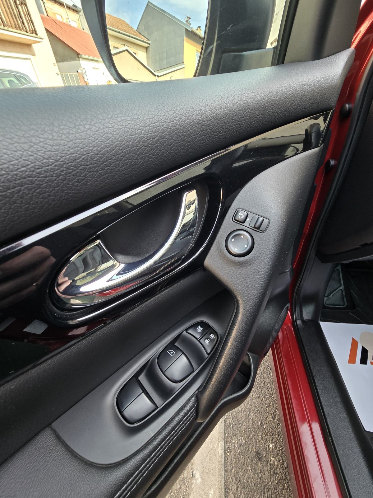 Nissan Qashqai 1.5 dCi TEKNA,LED,KAM.360°,PANO,ALU 19,SERV.KNJ,JAMSTVO, fotografija 16