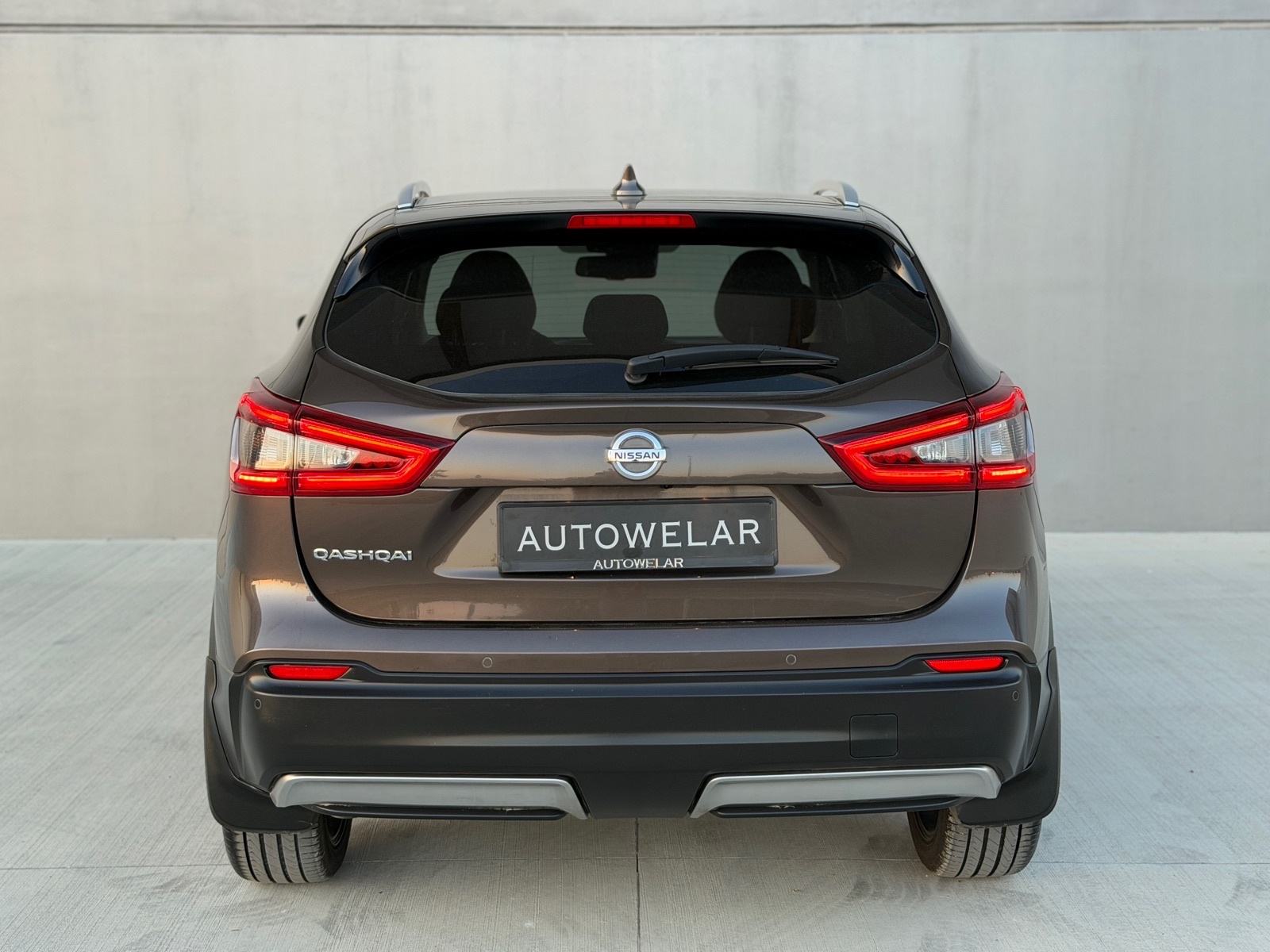Nissan Qashqai 1,5 dCi TEKNA,PANORAMA,360KAM,KEYLESS,GR.SJED,SERVISNA, fotografija 3