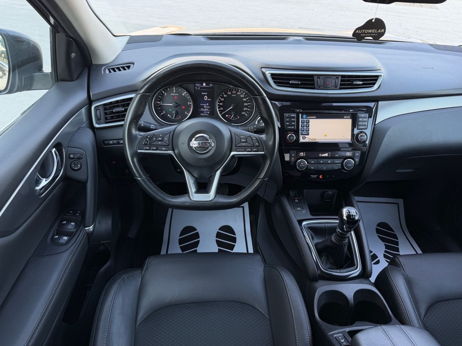 Nissan Qashqai 1,5 dCi TEKNA,PANORAMA,360KAM,KEYLESS,GR.SJED,SERVISNA, fotografija 12