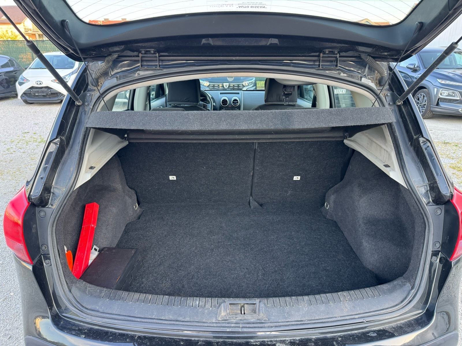 Nissan Qashqai, 1.6 16V, Benzin, Klima, Alu 16”, fotografija 8