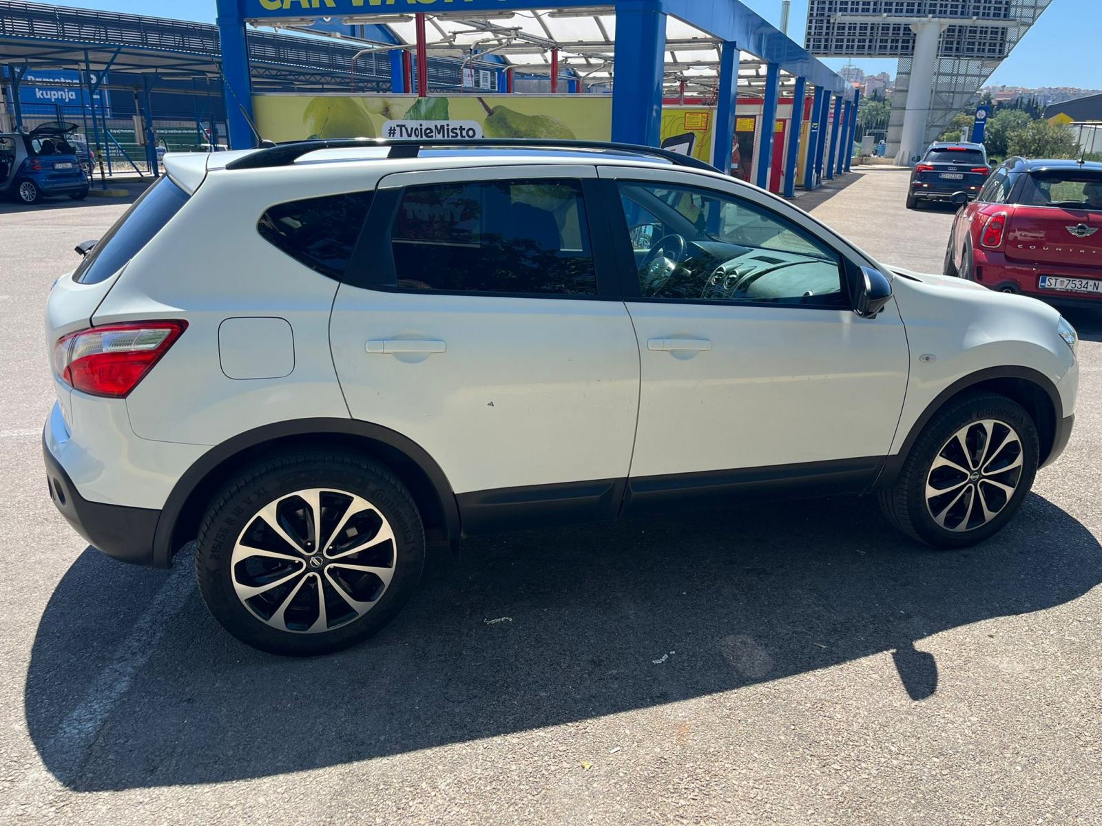 Nissan Qashqai 1,6 16V-HR-1VL.panorama-reg.1 god., fotografija 6