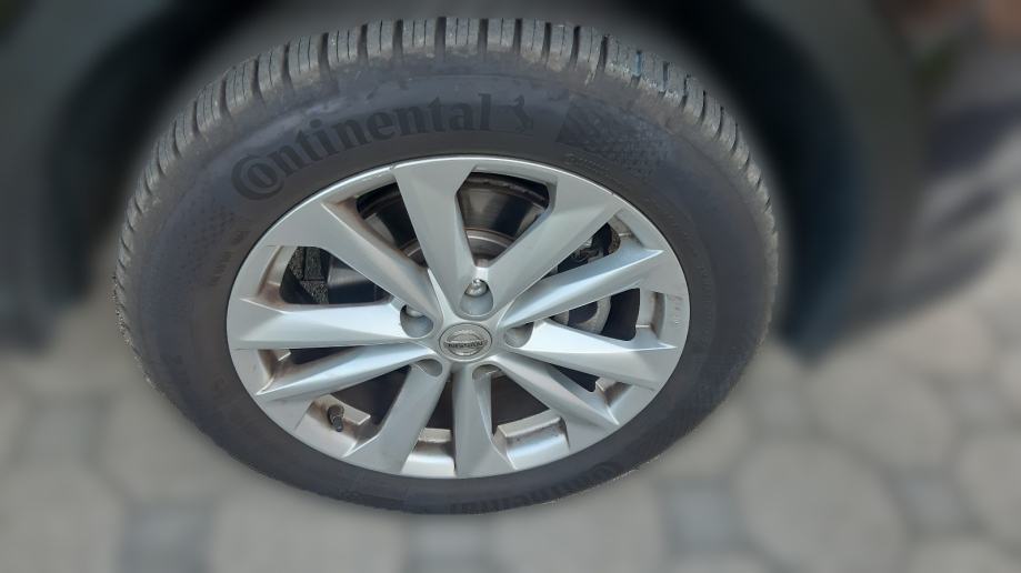 Nissan Qashqai 1,6 dCi-130KS-SERVISNA-NAVIGACIJA-KAMERA-LED-JAMSTVO, fotografija 7
