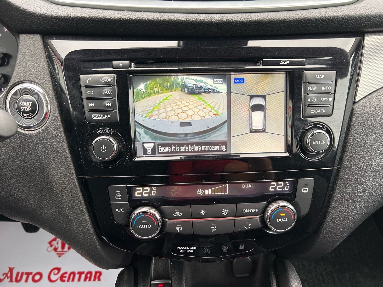 Nissan Qashqai 1,6 dCi 2017.,reg:3.3.2027.,NAVI, SERVISNA, KAMERA, ALU, fotografija 17