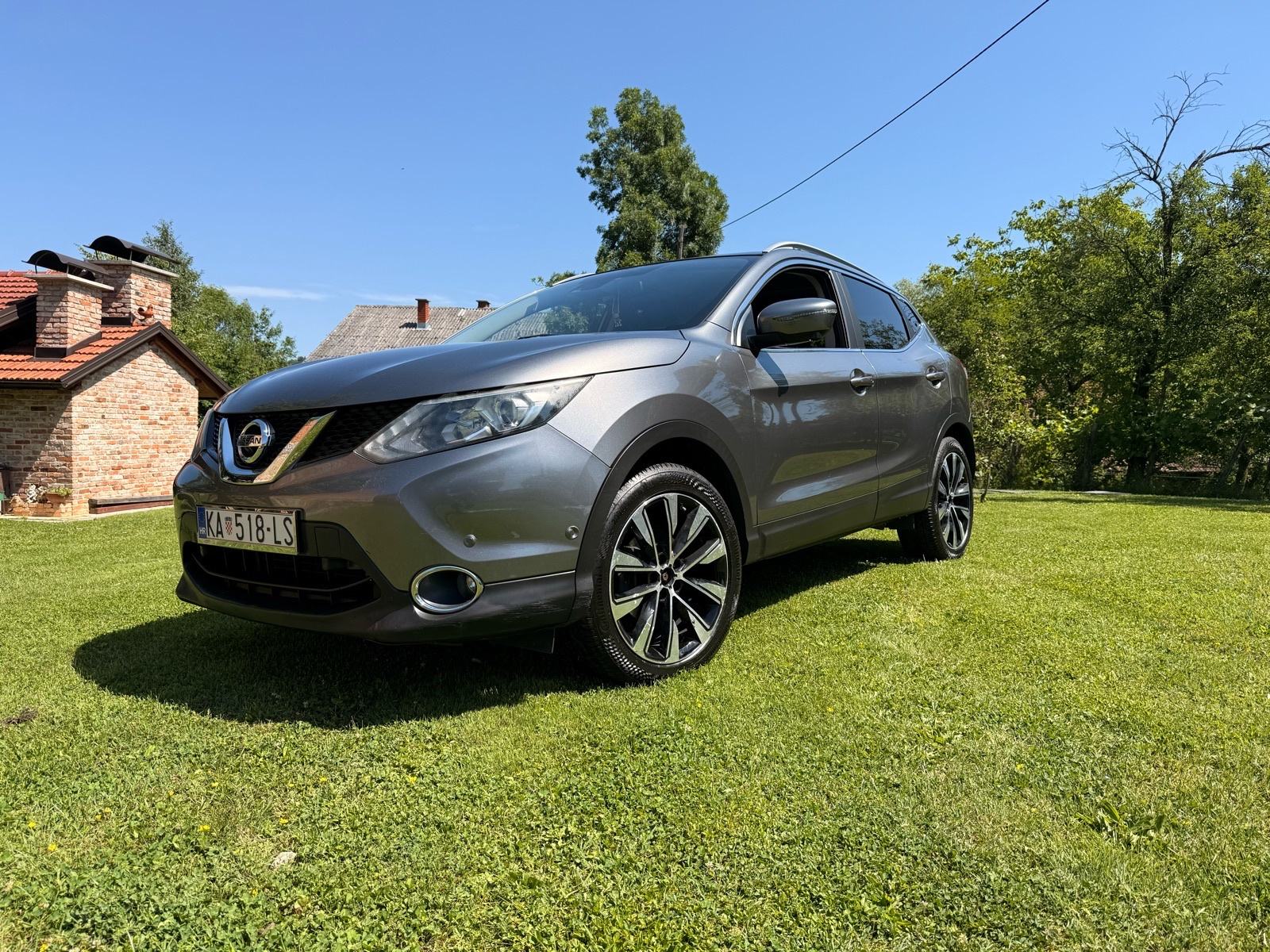 Nissan Qashqai 1,6 dCi 360° 4x4 Tekkna +, pogled izvana - slika 5