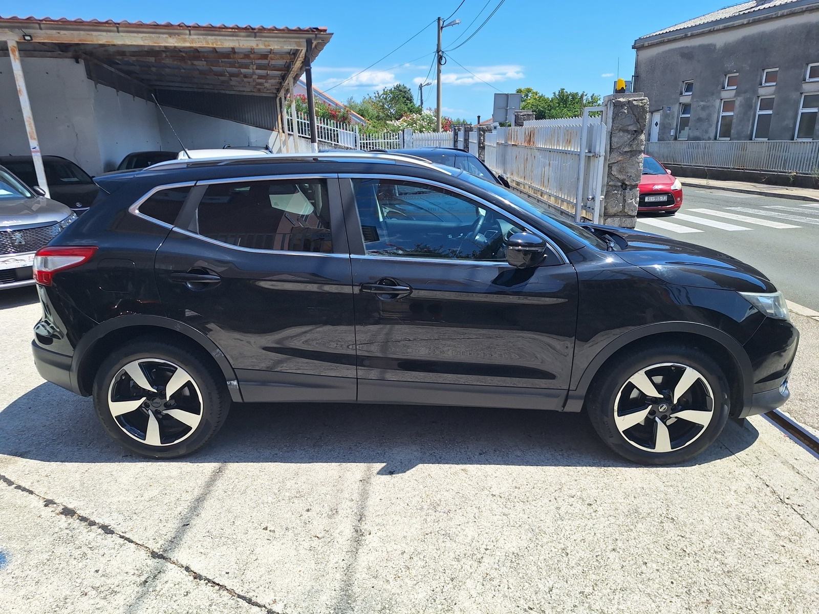 Nissan Qashqai 1,6 dCi 130Ks P.KAMER 360° automatik PANORAMA/95.000Km, fotografija 7