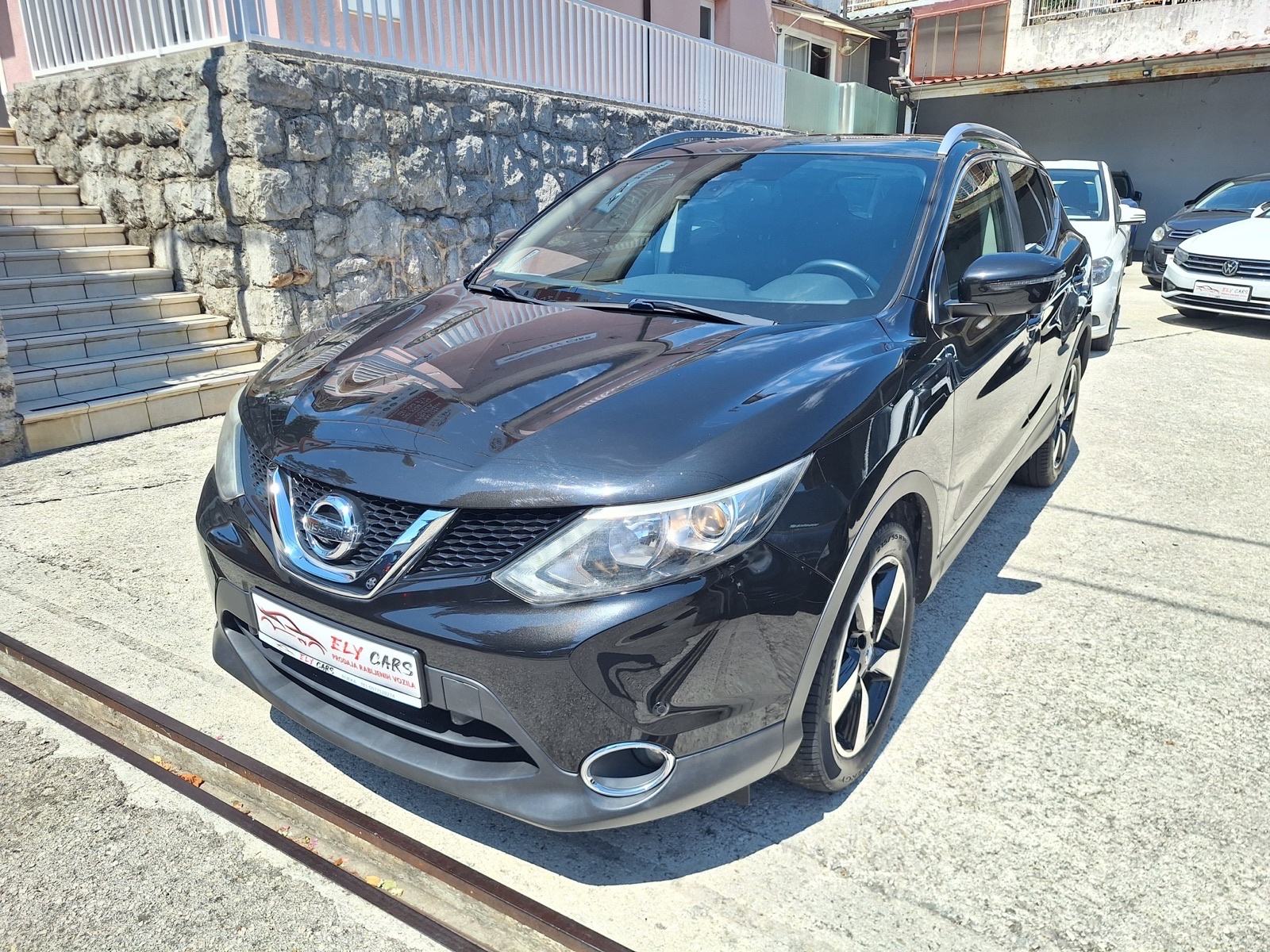 Nissan Qashqai 1,6 dCi 130Ks P.KAMER 360° automatik PANORAMA/95.000Km, fotografija 2