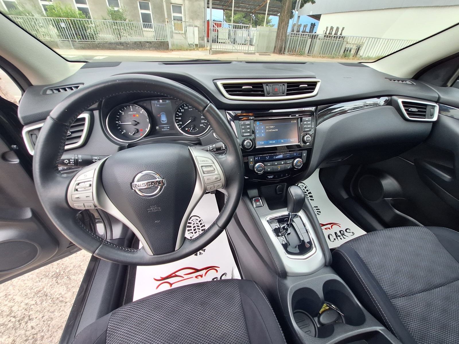 Nissan Qashqai 1,6 dCi 130Ks P.KAMER 360° automatik PANORAMA/95.000Km, fotografija 14