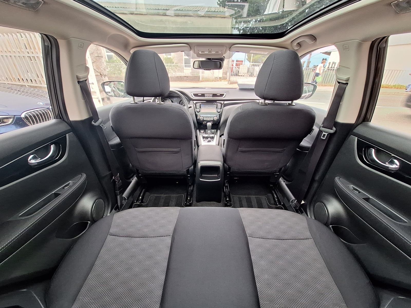 Nissan Qashqai 1,6 dCi 130Ks P.KAMER 360° automatik PANORAMA/95.000Km, fotografija 20