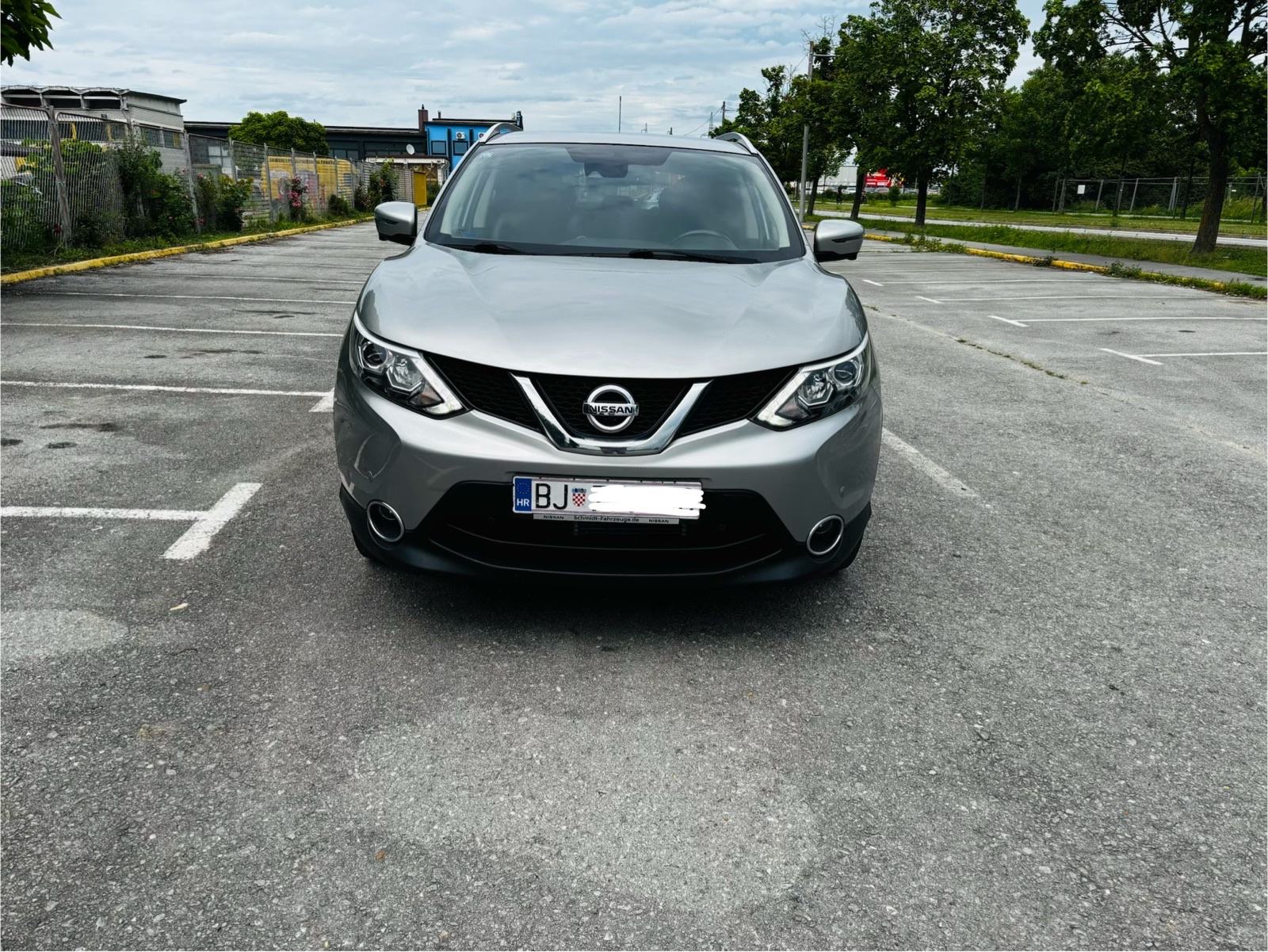 Nissan Qashqai 1,6 dCi 360° automatik, fotografija 2