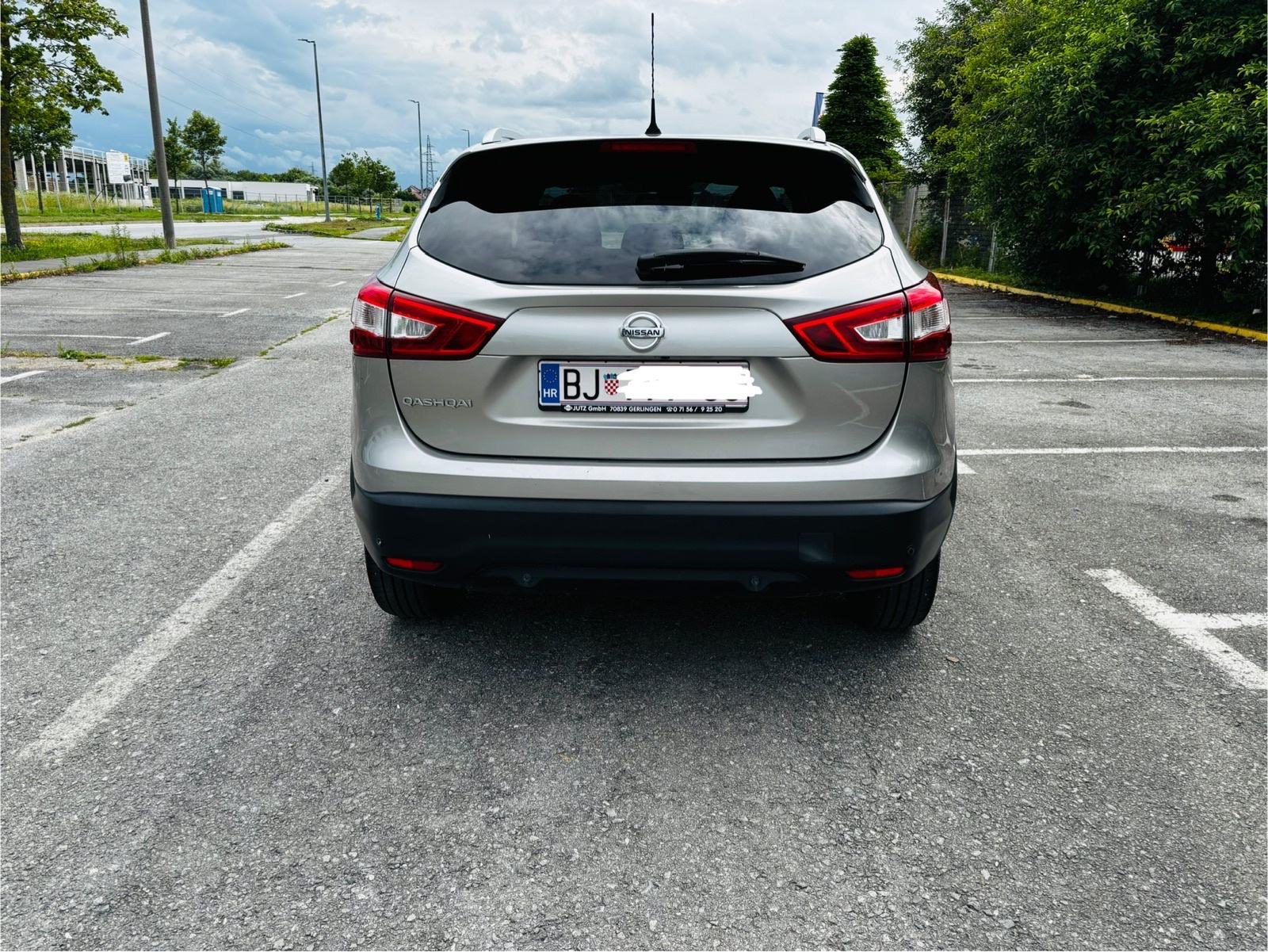 Nissan Qashqai 1,6 dCi 360° automatik, fotografija 5