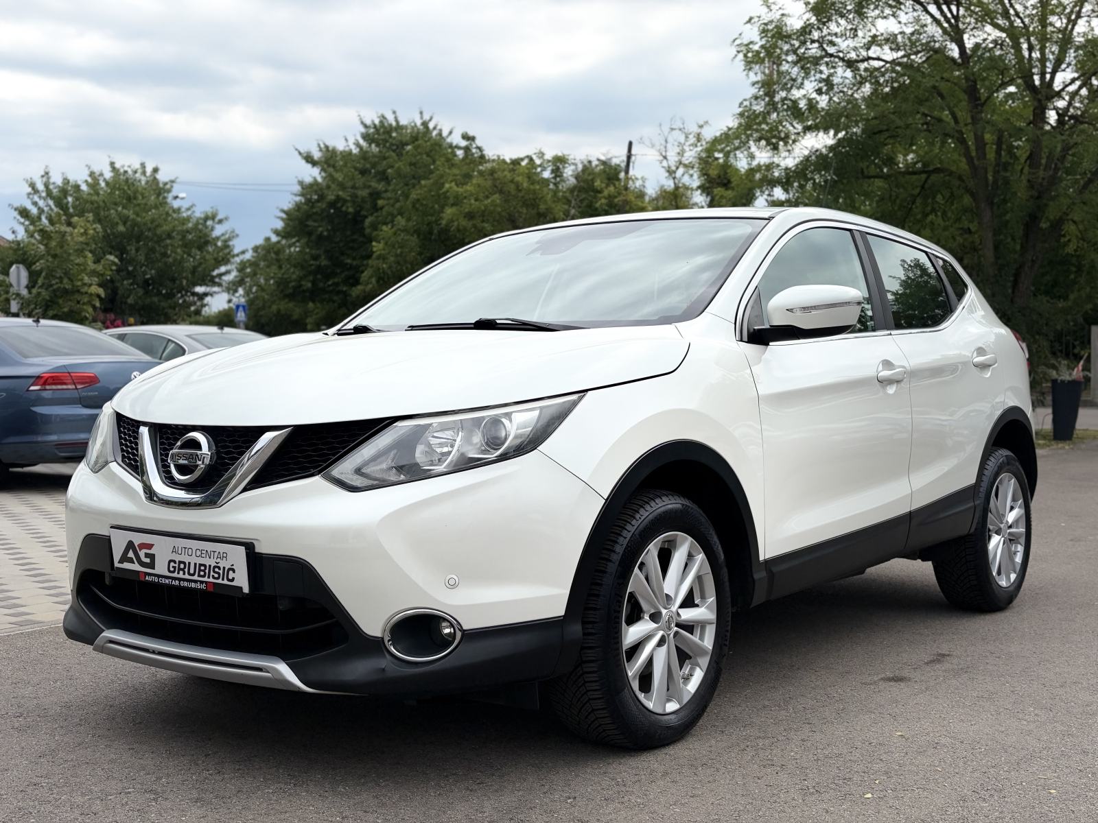 Nissan Qashqai 1,6 dCi *Servisna* *Nove gume* *Jamstvo*, fotografija 11