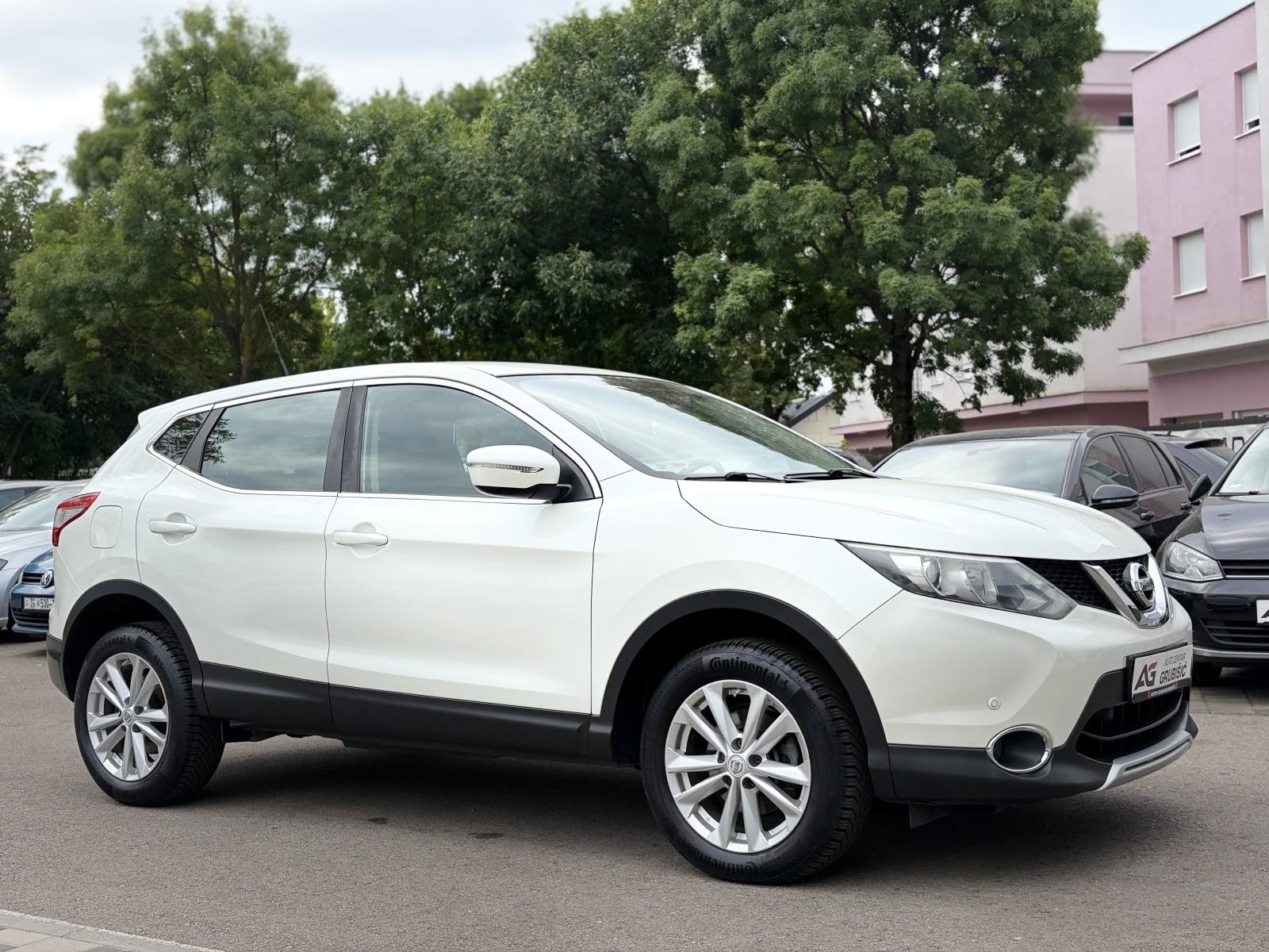 Nissan Qashqai 1,6 dCi *Servisna* *Nove gume* *Jamstvo*, fotografija 14