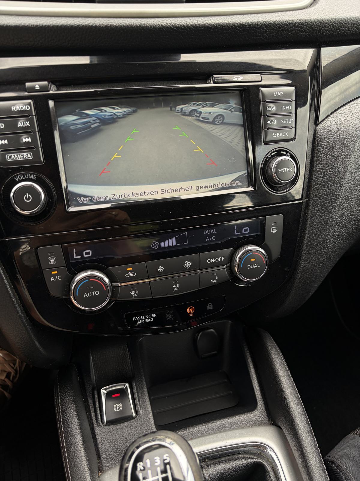Nissan Qashqai 1,6 dCi *Servisna* *Nove gume* *Jamstvo*, fotografija 20