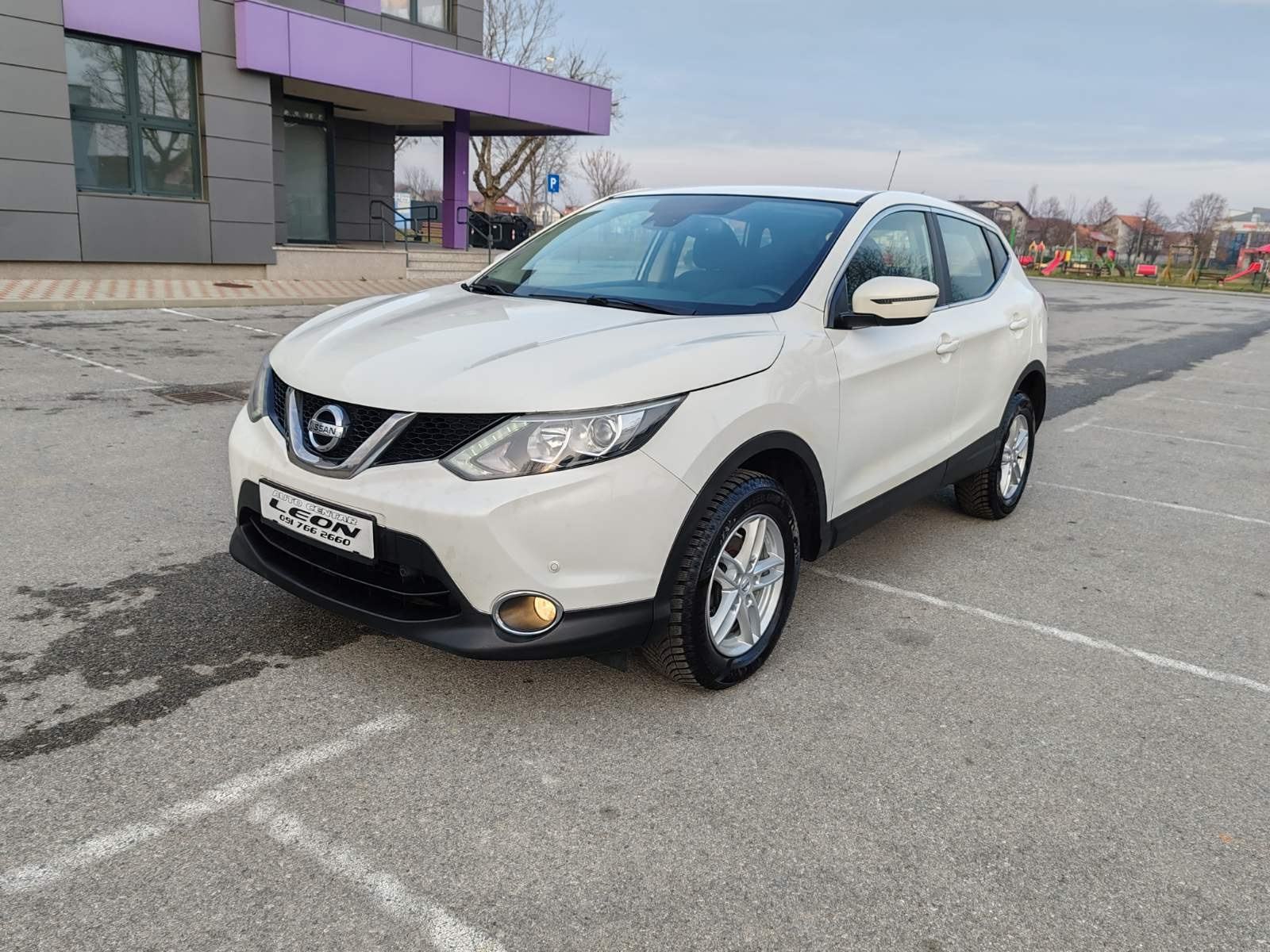 Nissan Qashqai 1,6 dCi 4x4 WD 2016 GOD , reg 05/2016, pogled izvana - slika 1