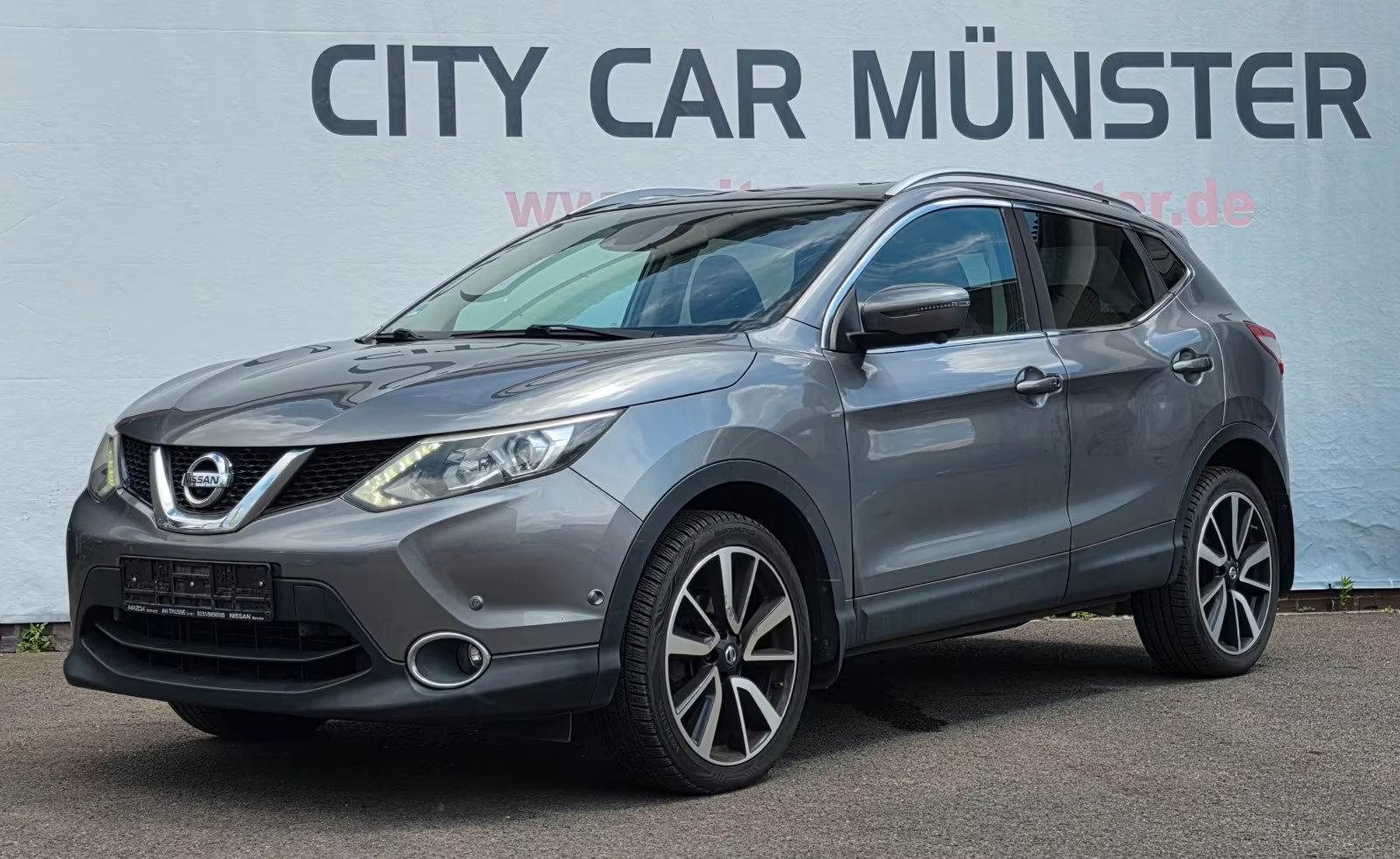 Nissan Qashqai 1,6 dCi 4WD LED navo koža gr.sj. PDCx2 kam360 pano amb., fotografija 11